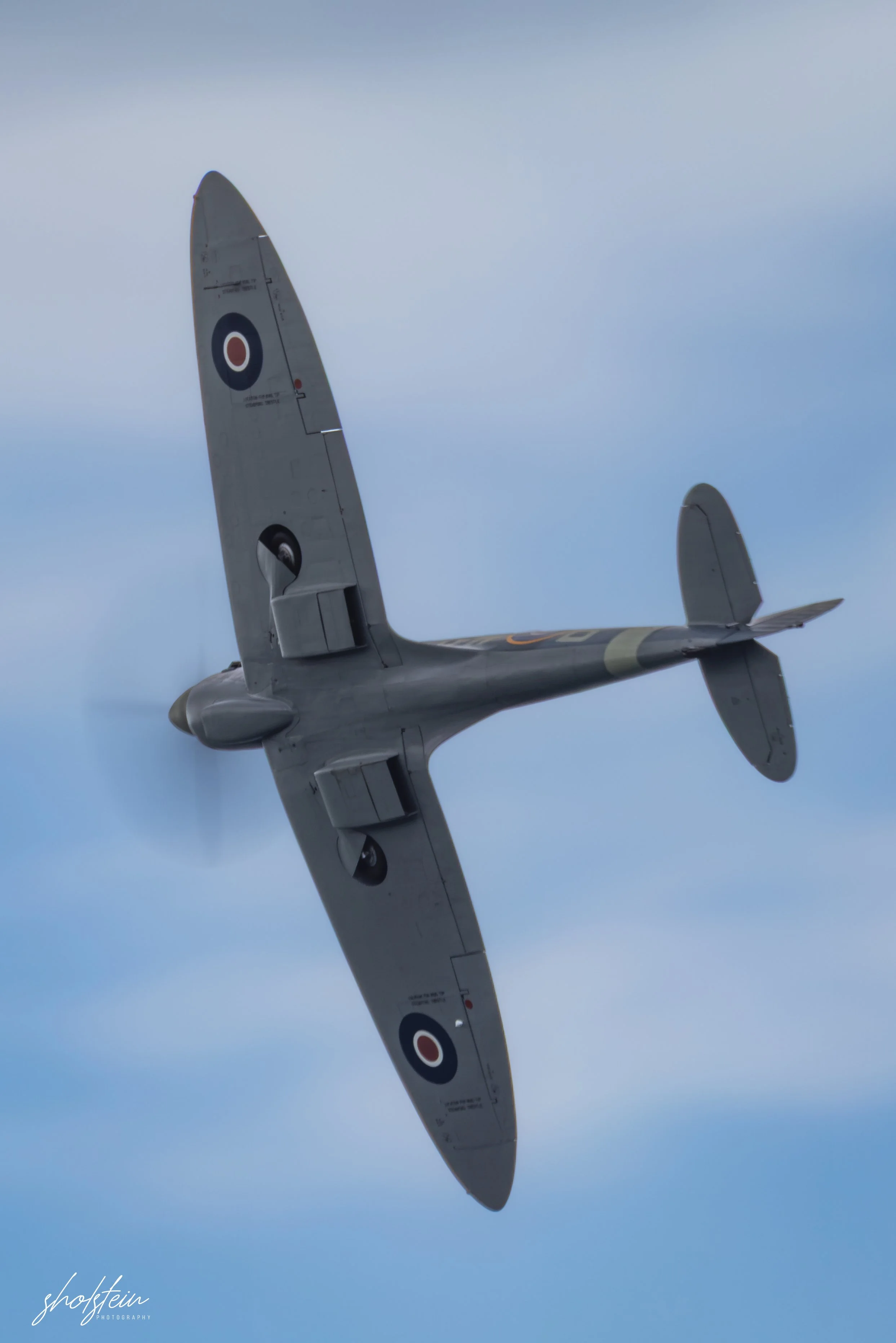 Pacific Airshow 16-8-26p1-1-129-l.jpg