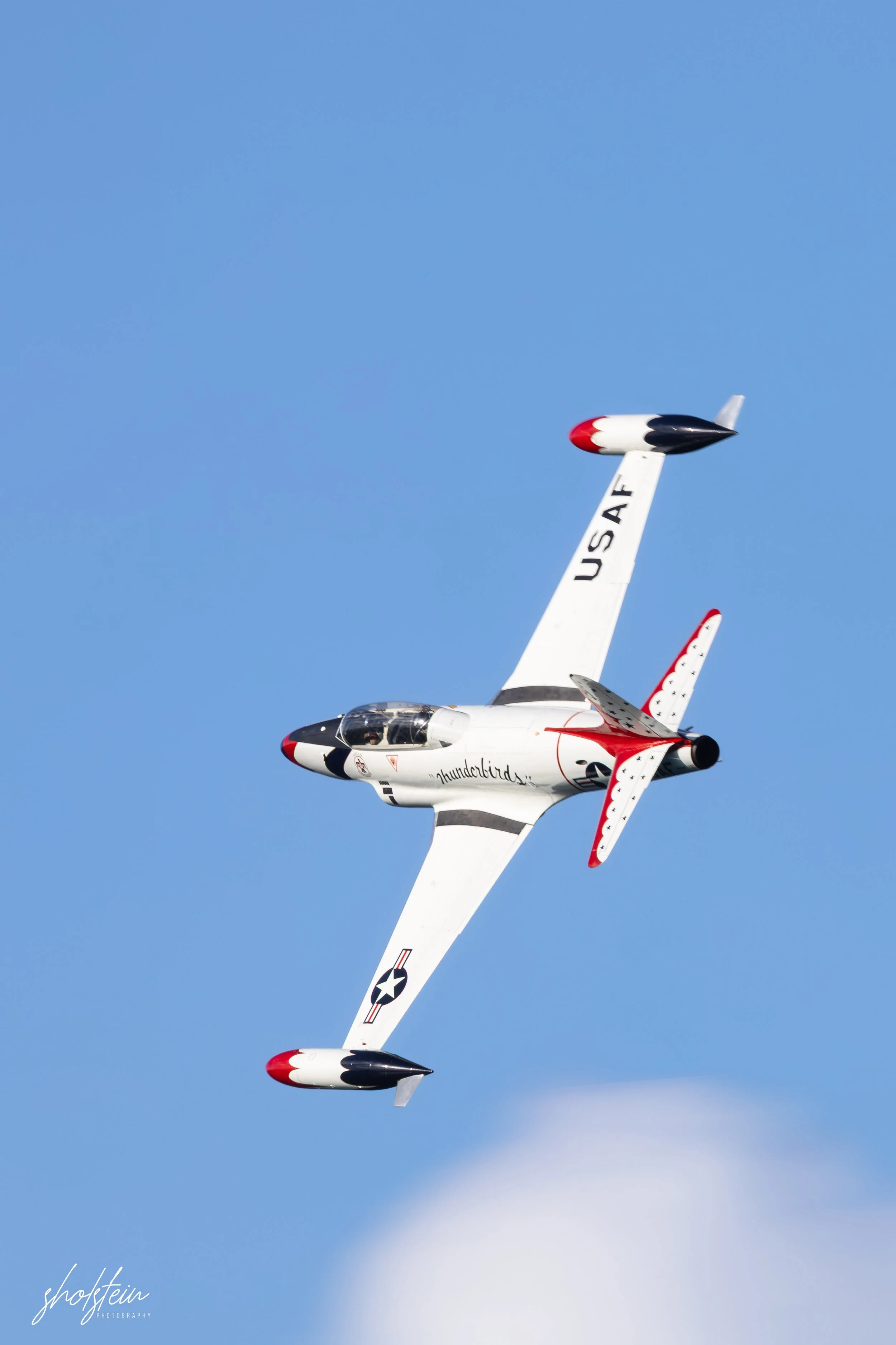 Pacific Airshow 16-8-26p2-1-93-l.jpg