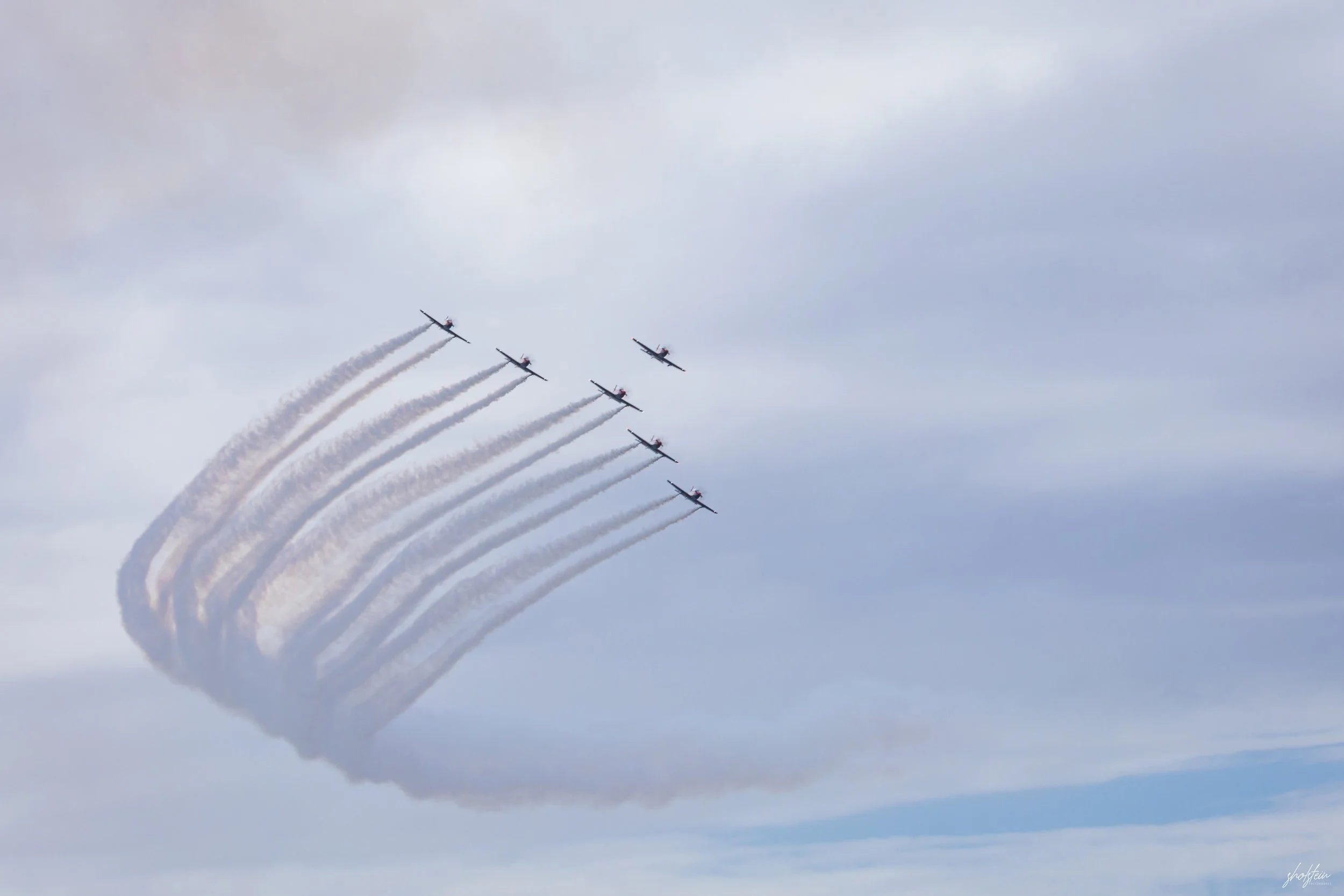 Pacific Airshow 16-8-26p1-1-156-l.jpg