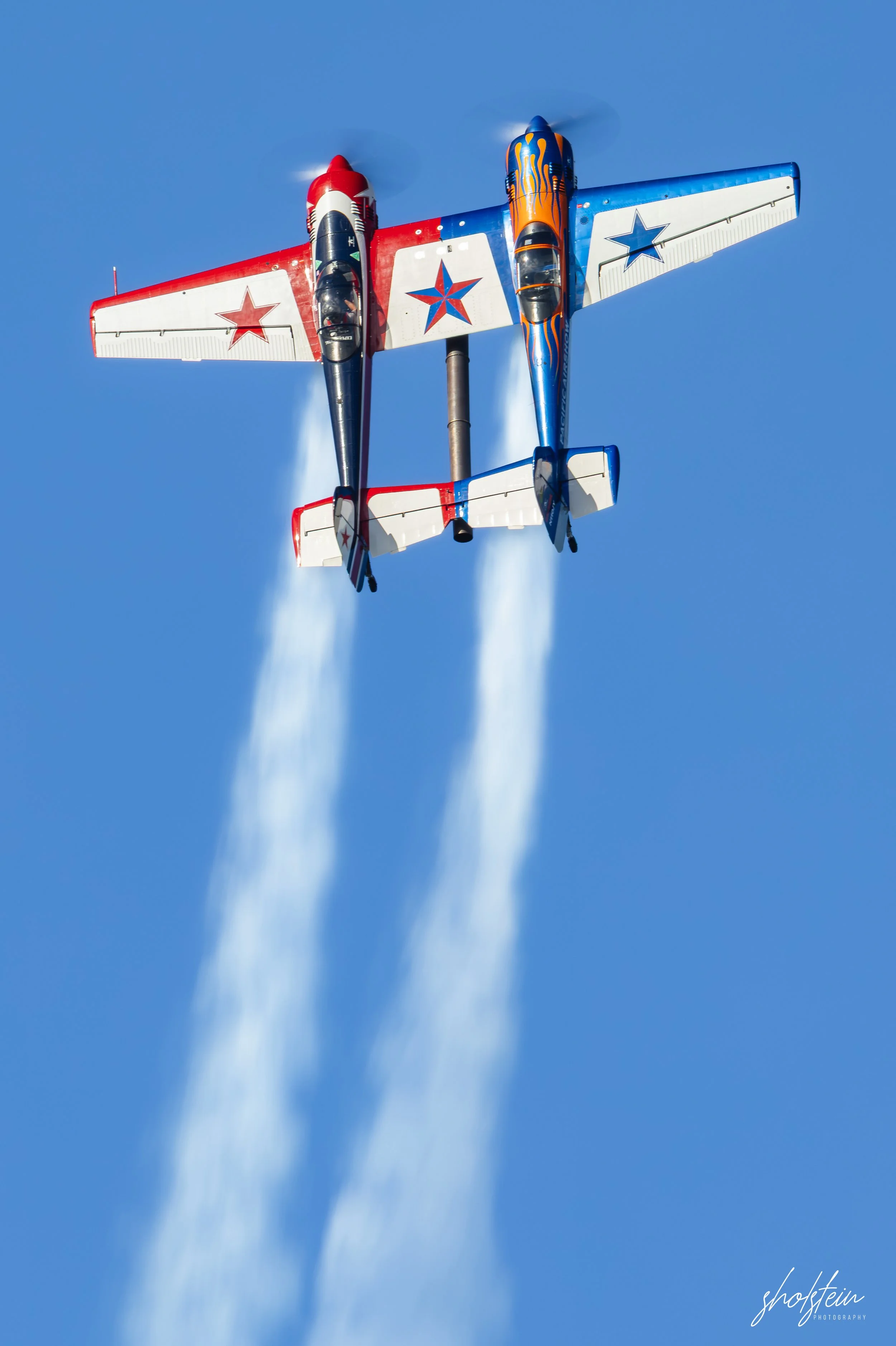 Pacific Airshow 16-8-26p2-1-98-l.jpg