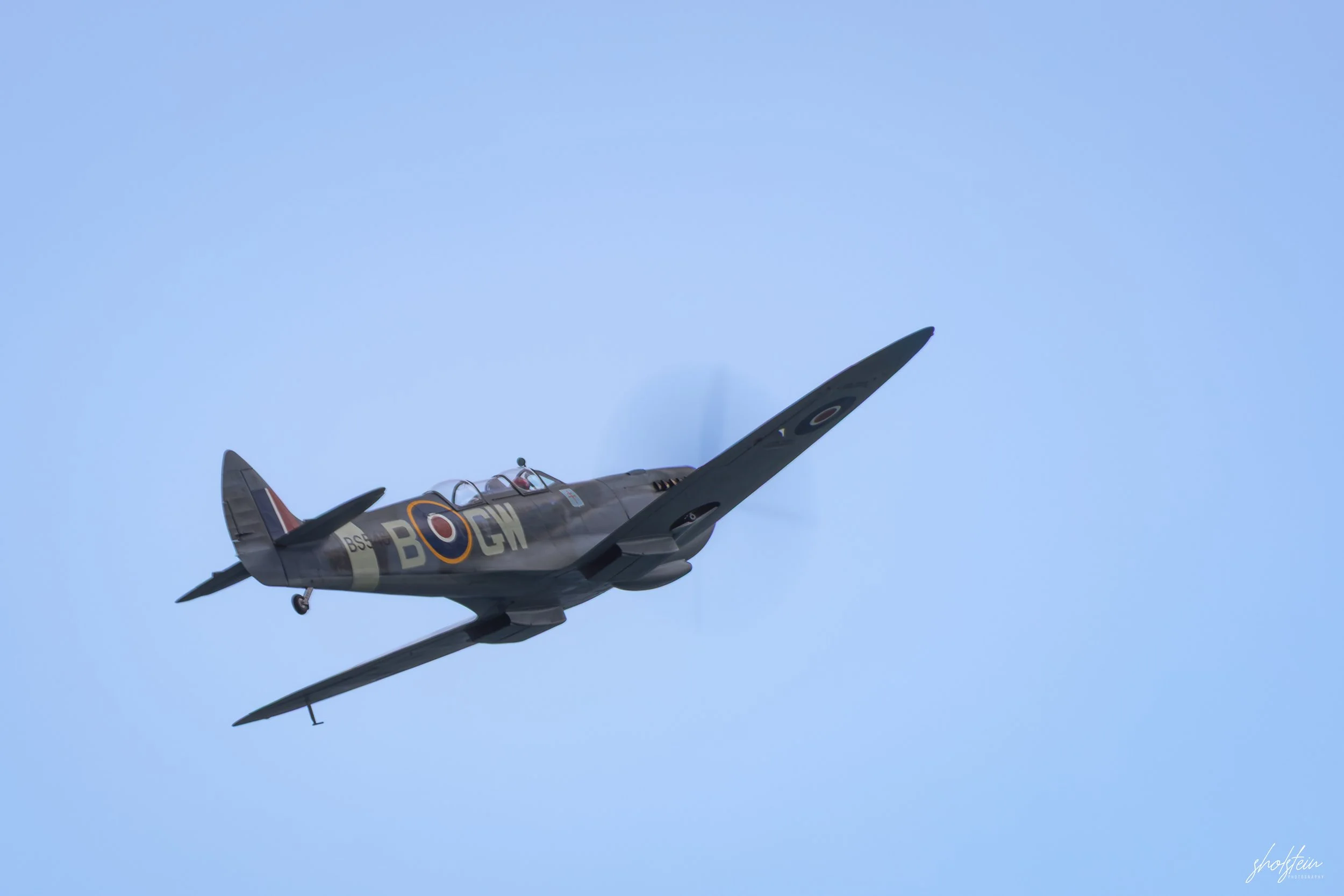 Pacific Airshow 16-8-26p1-1-130-l.jpg
