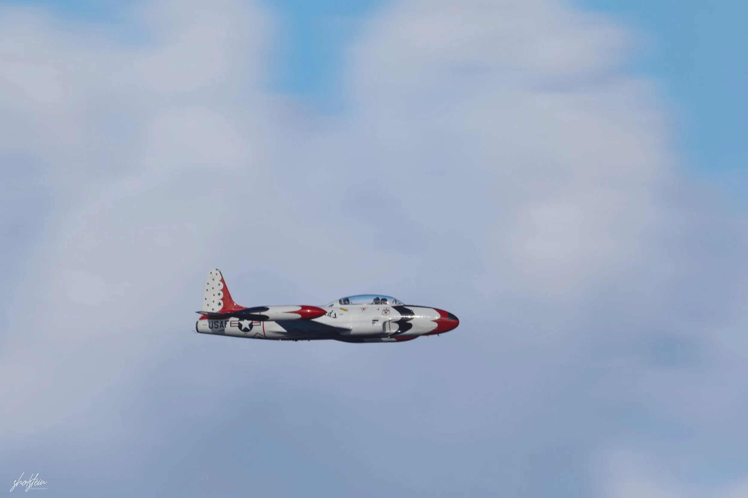 Pacific Airshow 16-8-26p2-1-92-l.jpg