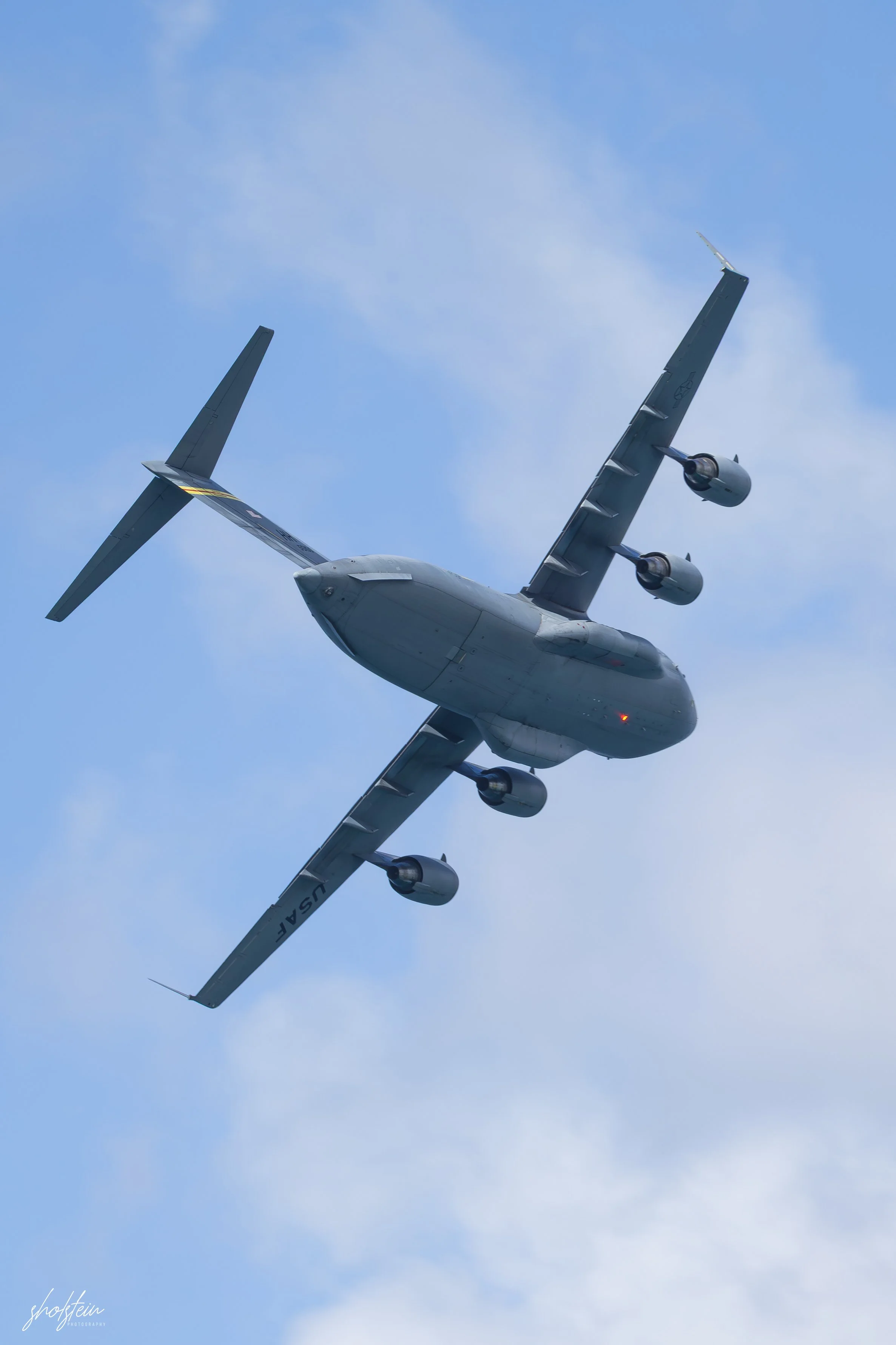 Pacific Airshow 16-8-26p1-1-197-l.jpg