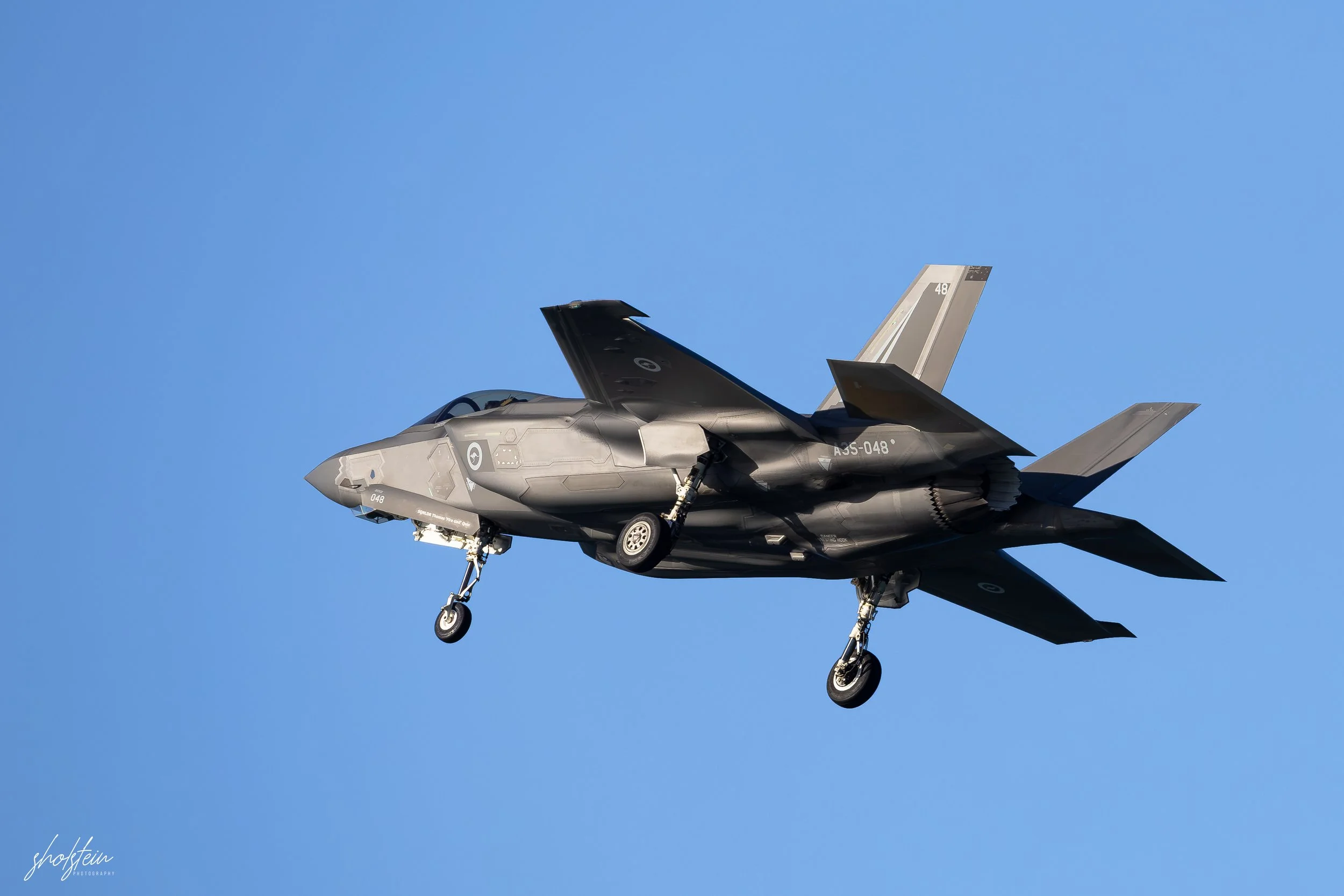 Pacific Airshow 16-8-26p2-1-119-l.jpg