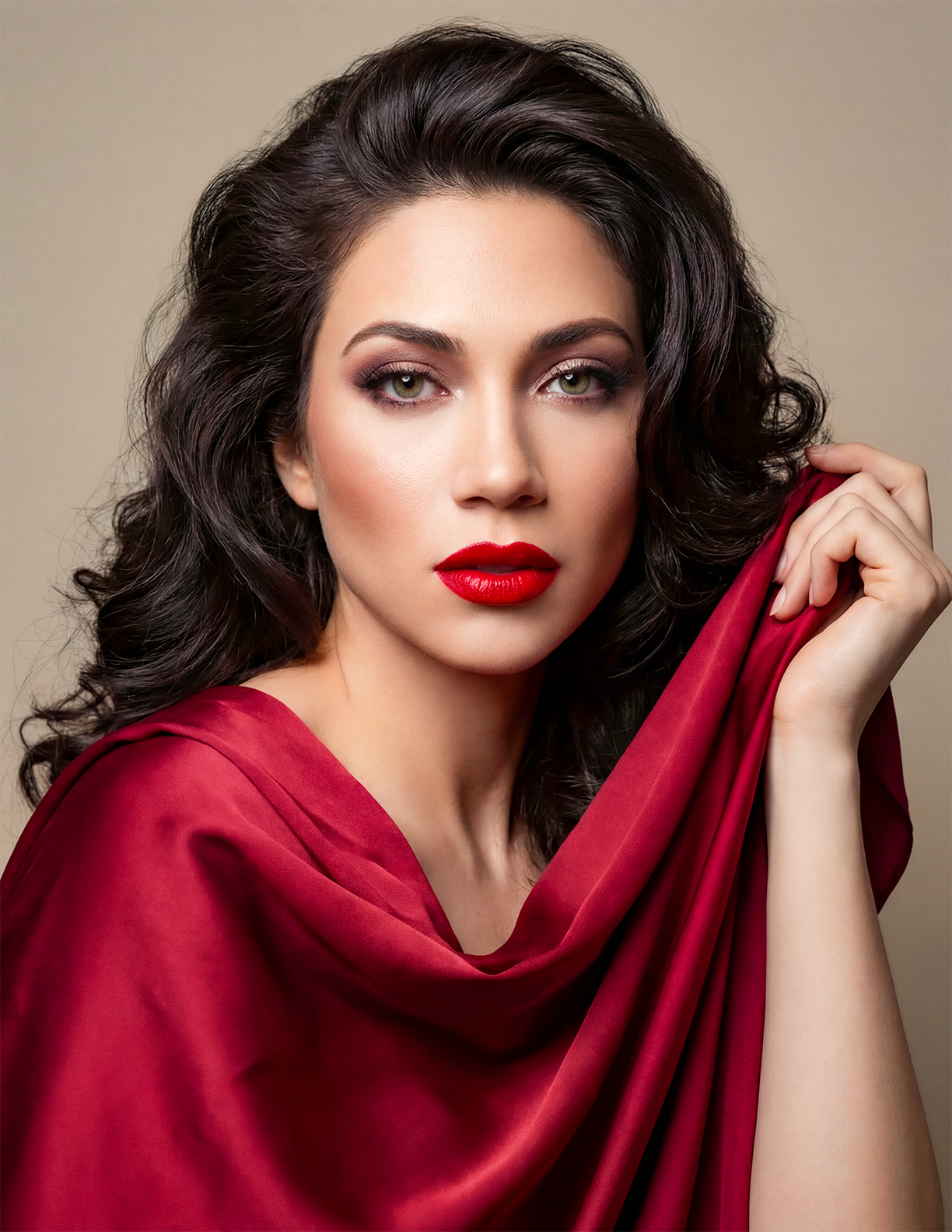 Madison Headshot 1.png