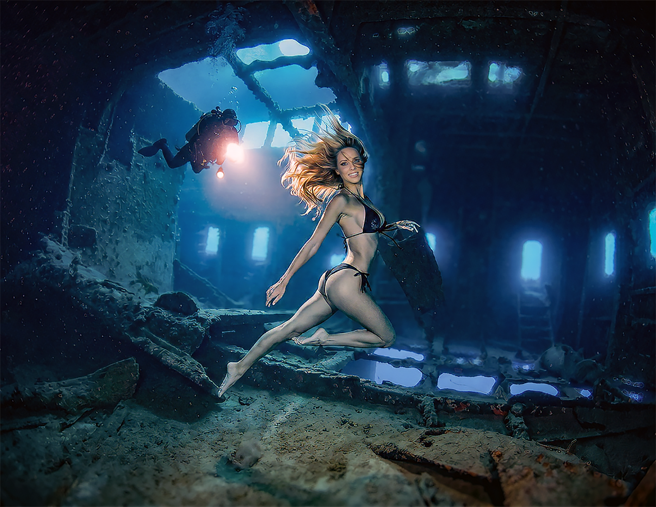 Daily L Avalon Pose Deep Shipwreck Black Bikini.png