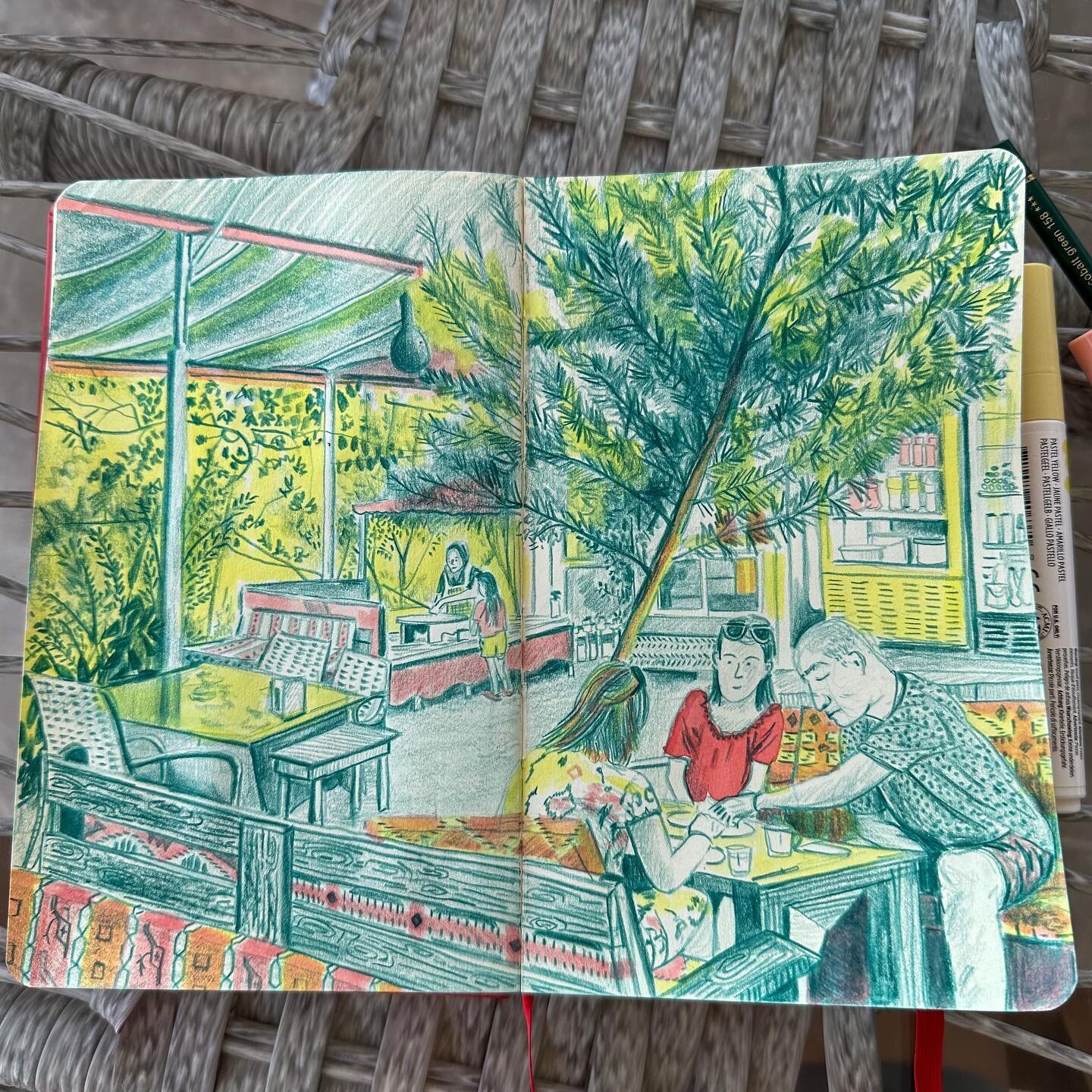 Lovely Turkish brunch followed by an afternoon drawing, enjoying using some different colours and a mixture of pencil crayon and brush pens - neither of which melted ☀️
&bull;
&bull;
&bull;
#walktosee #observationaldrawing #drawdrawdraw #sketchbookdr
