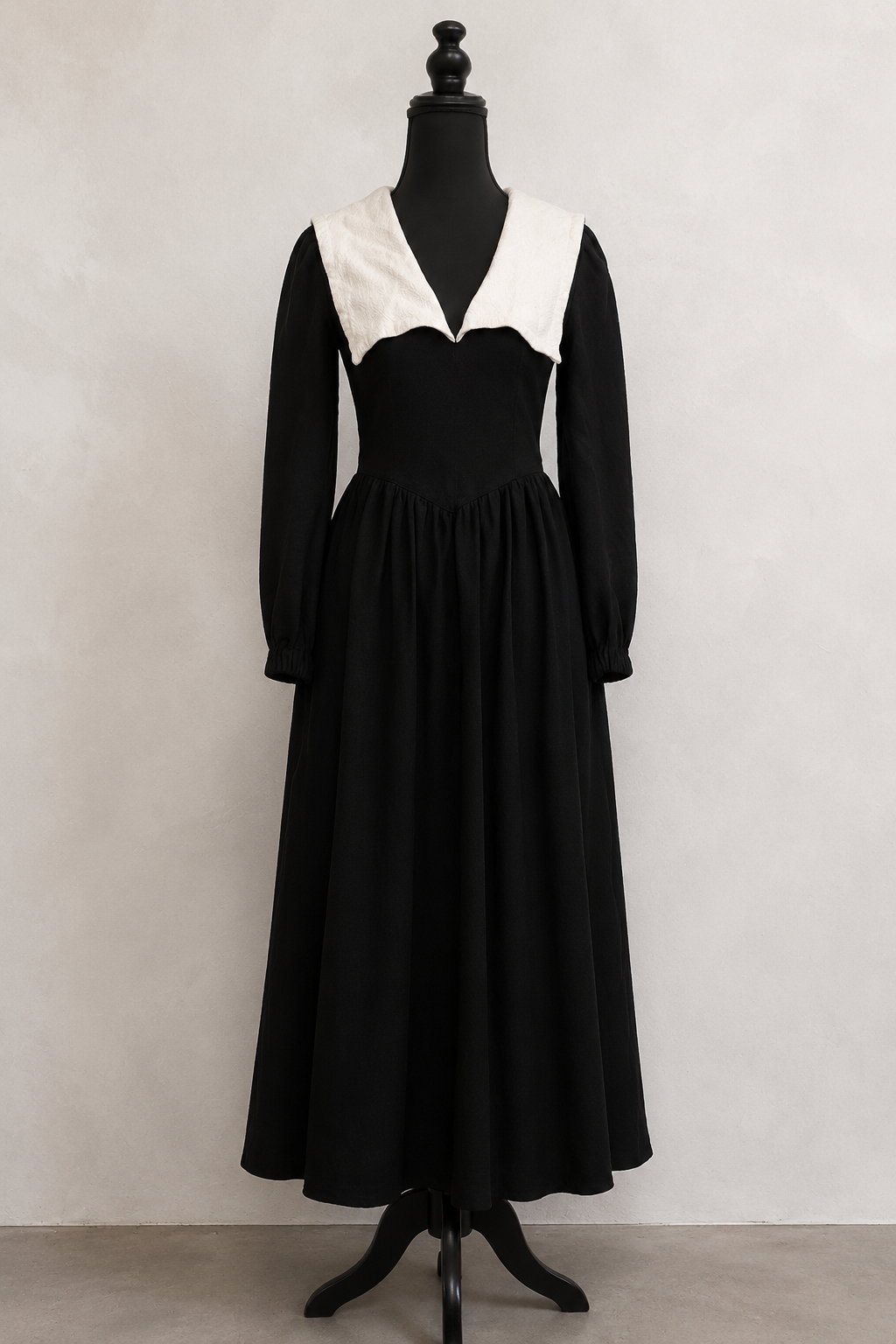 Long Black and White Pilgrim Dress by Fashion Brand Compagny
