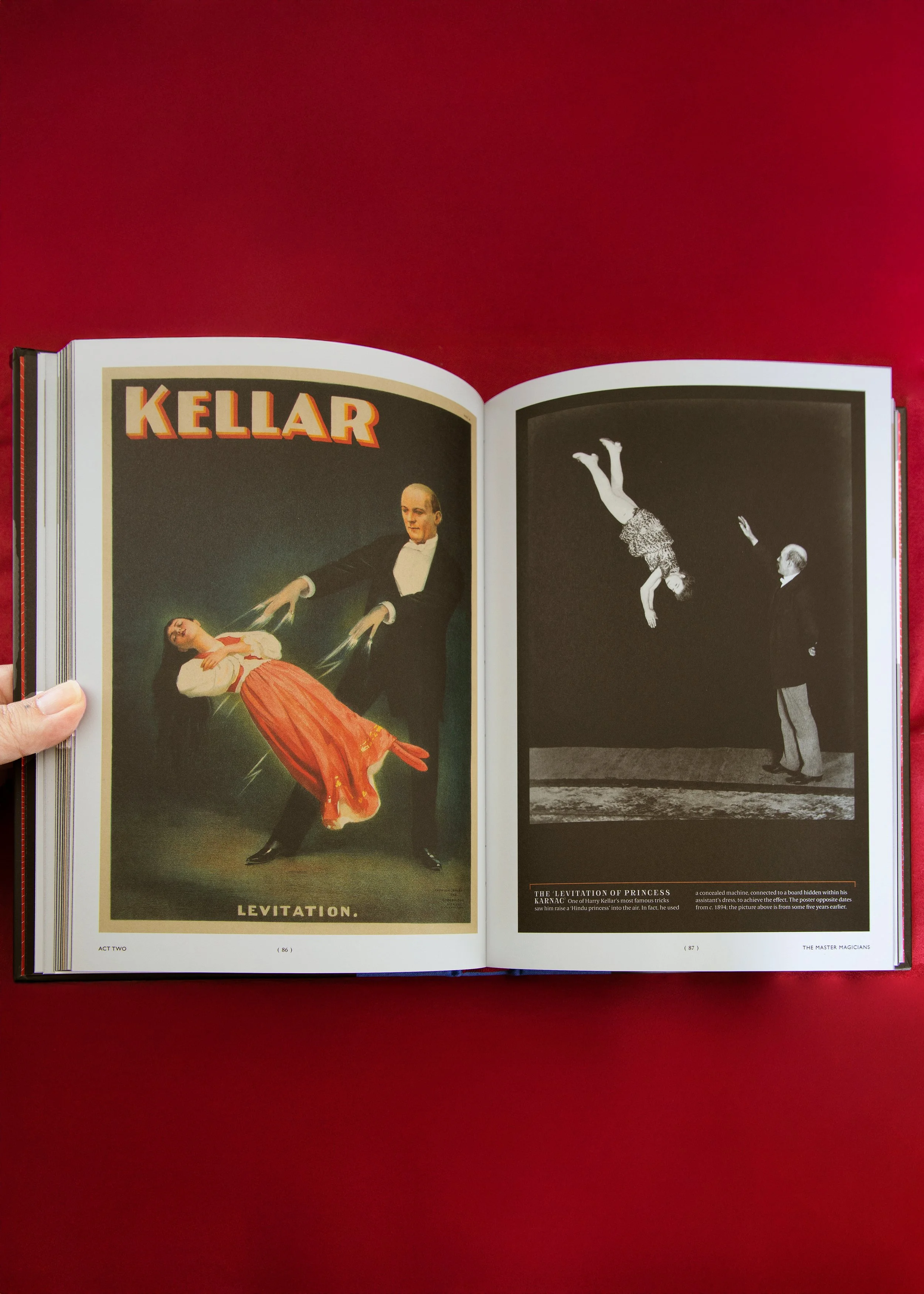 The Spectacle of Illusion 04.jpg