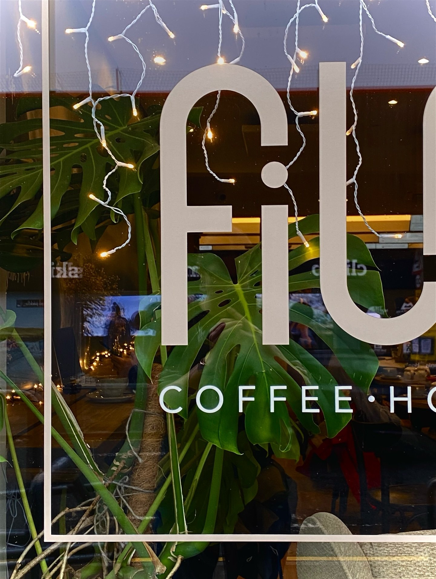 Happy Wednesday! come on by&hellip; we&rsquo;re open till 4pm ☕️