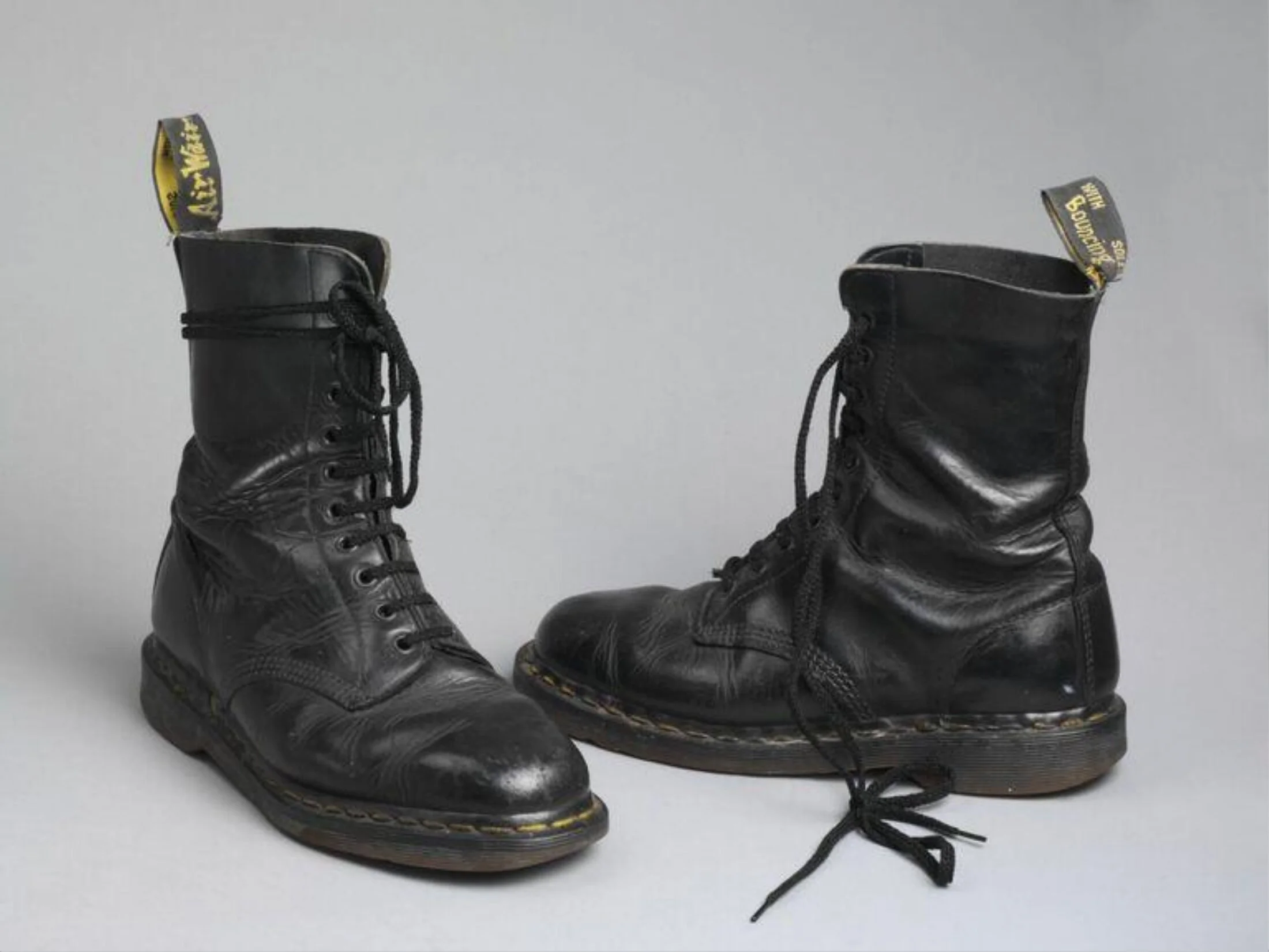 DMs early 1970s Victoria and Albert Museum.jpg
