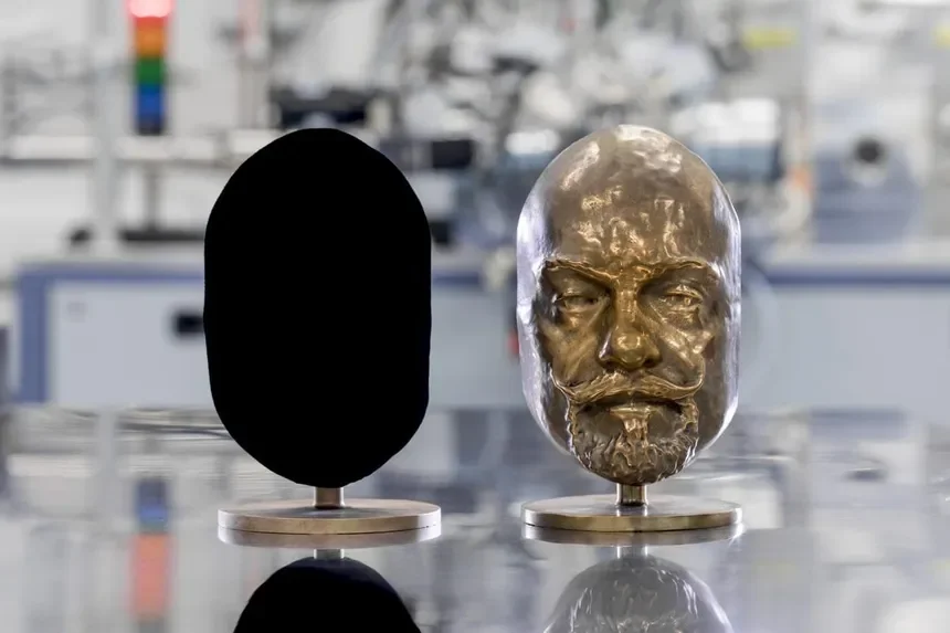 VantaBlack example
