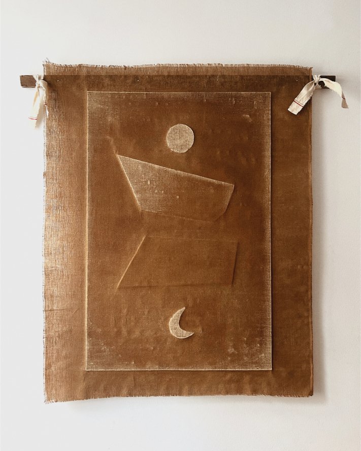 MENORCA HERITAGE III NAVETA, LINEN AND SHELLAC, 112x143 CM, 2025