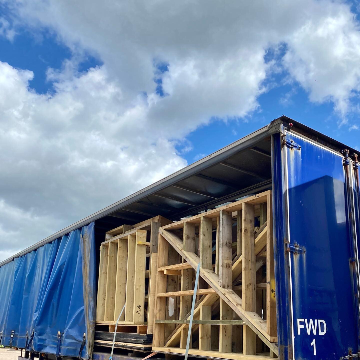Exhibition frames for the return of outdoor events loaded and ready to go✅

We&rsquo;re excited to be returning to normality soon, which we hope means a busy summer is around the corner! 

 #exhibitions #events #displays #eventsindustry #outdoorevent