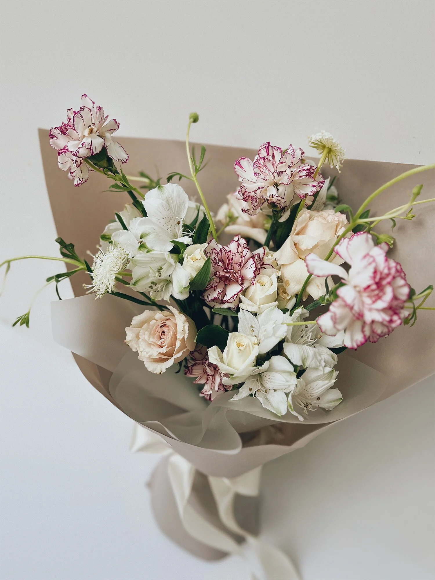mothers-day-bouquet-2026-lavender-whisper-03.jpg