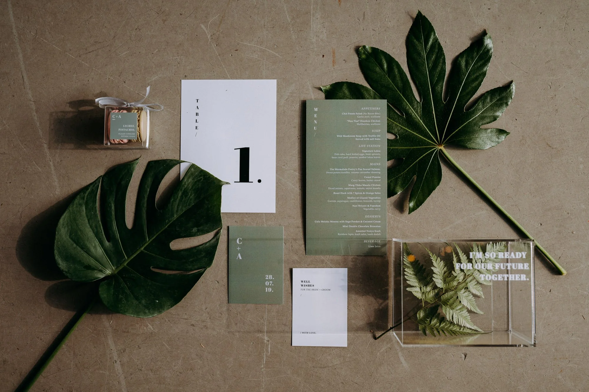 caleb-addison-white-green-tropical-minimalist-wedding-hortpark-020.jpg