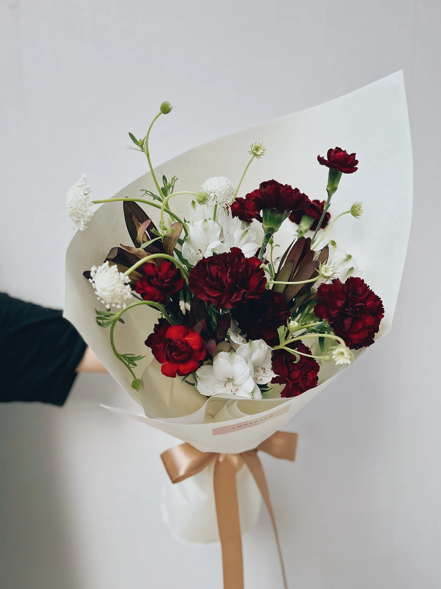 mothers-day-bouquet-2026-crimson-ember-01.jpg