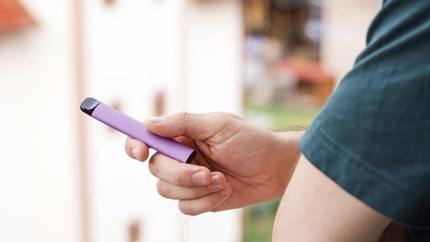 NHS guidance for smokers fails kids who need help