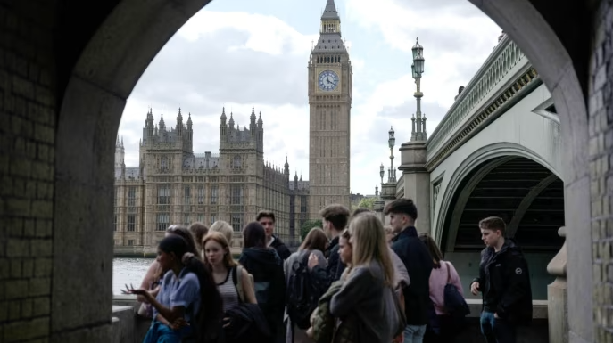 Rebuilding Trustworthiness in British Politics: A Call for Integrity