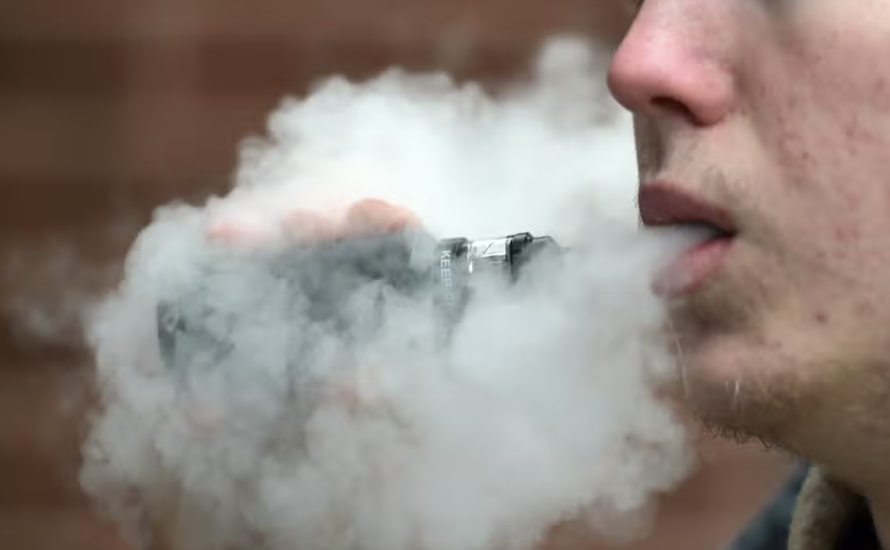 Rising Concerns Over Youth Vaping: ASH Research Highlights Risks