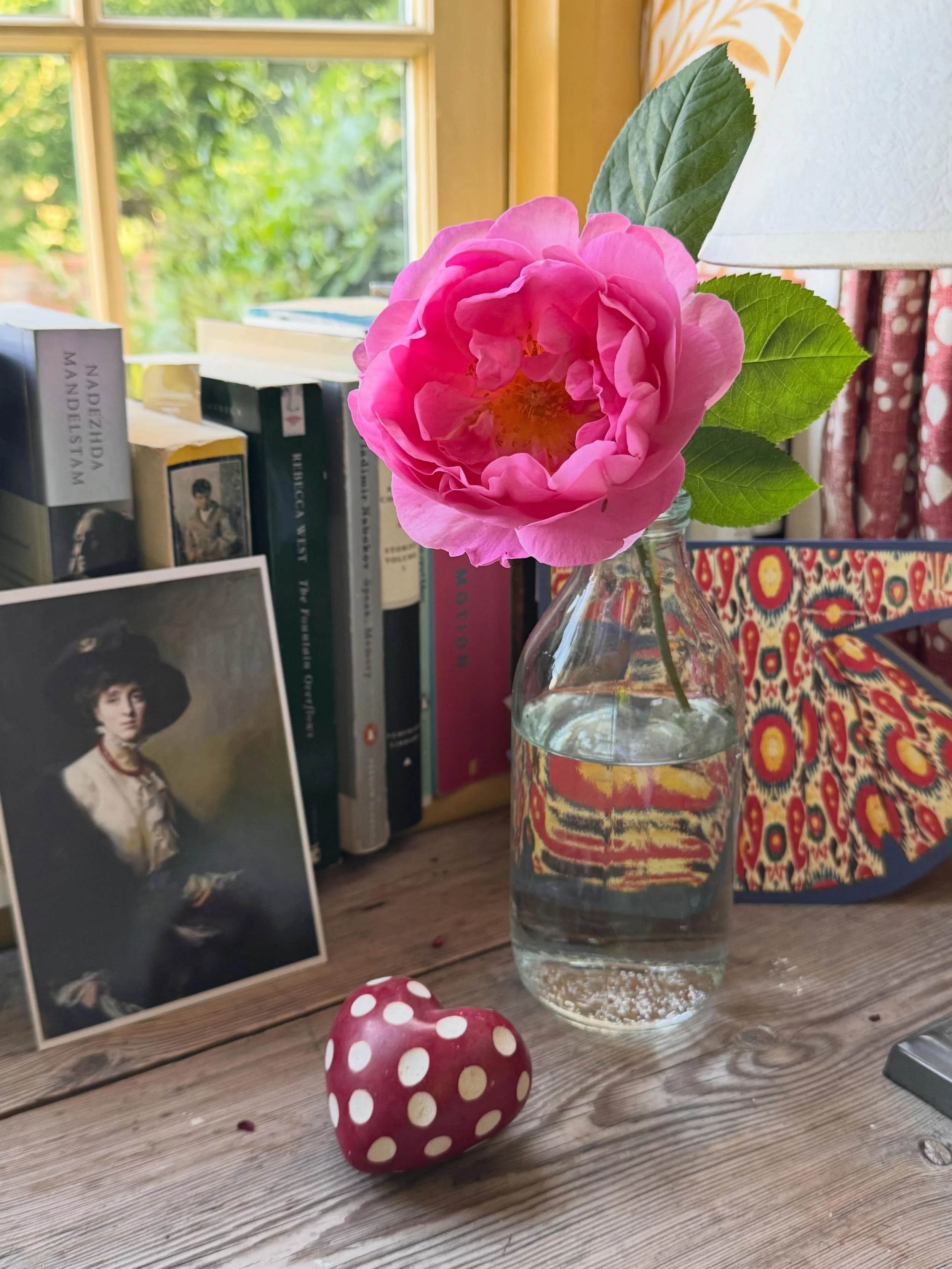 Cutting geranium collages for @alexandratolstoy Summer Fair @thesloaneclub next Wednesday, 3rd June, but distracted by the most beautiful rose left by my husband on my desk this morning&hellip;