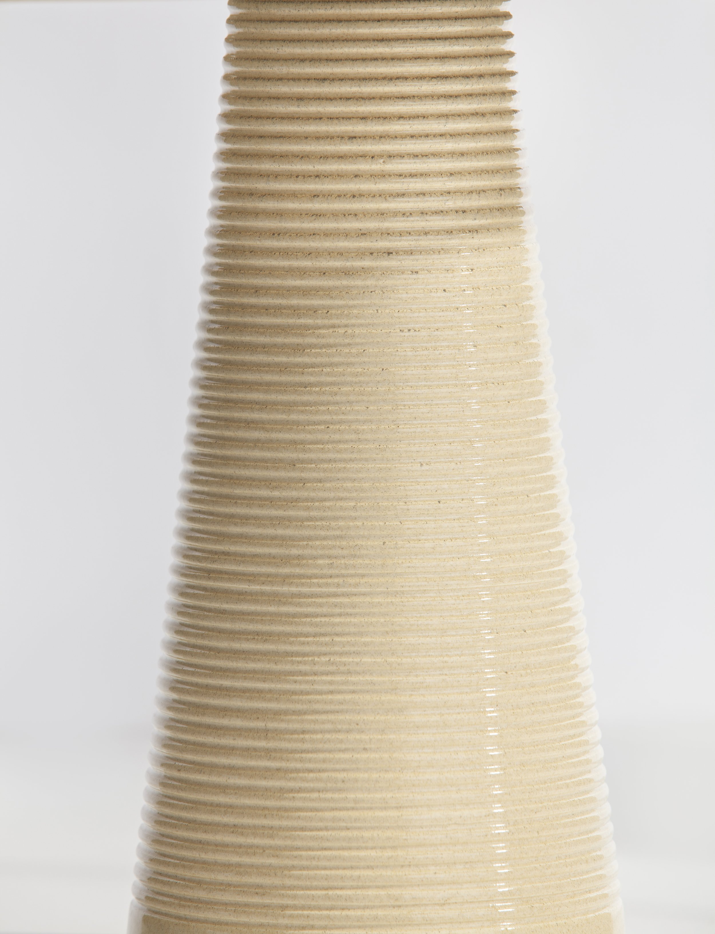 Parsa-roshane-beige-7.jpg