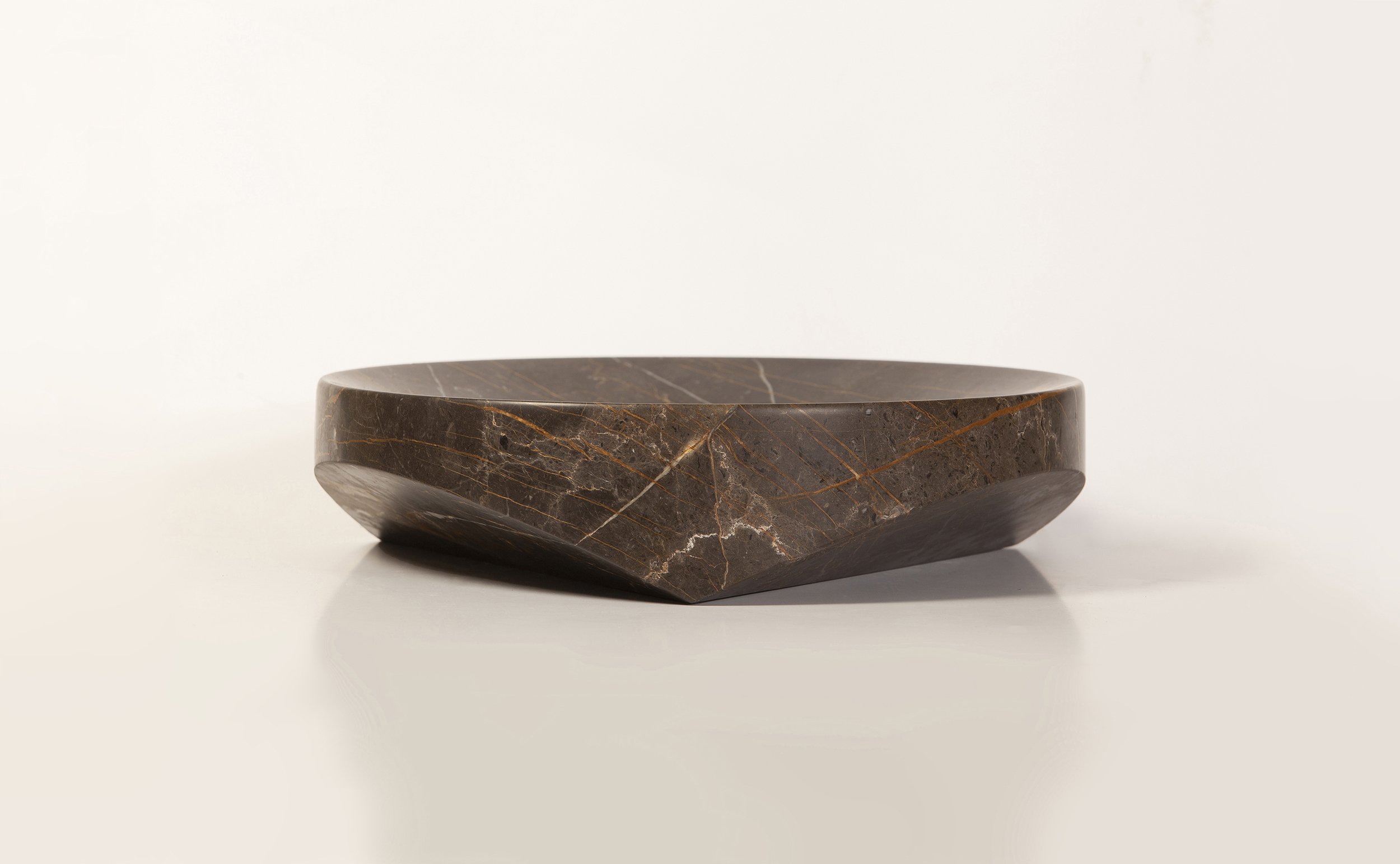 Parsa-sini-brown-1.jpg