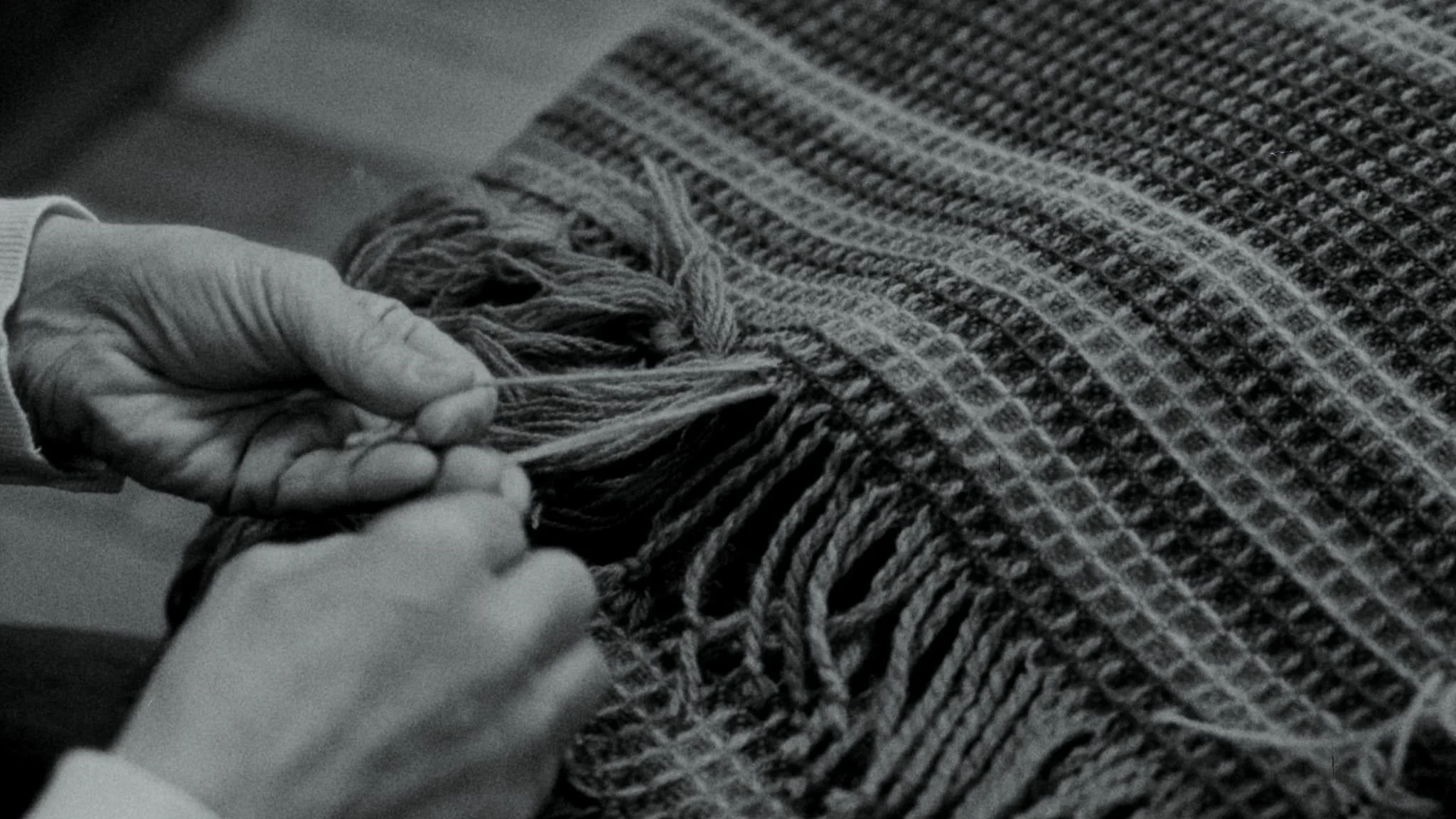 Rokas un pavedieni 1.jpeg