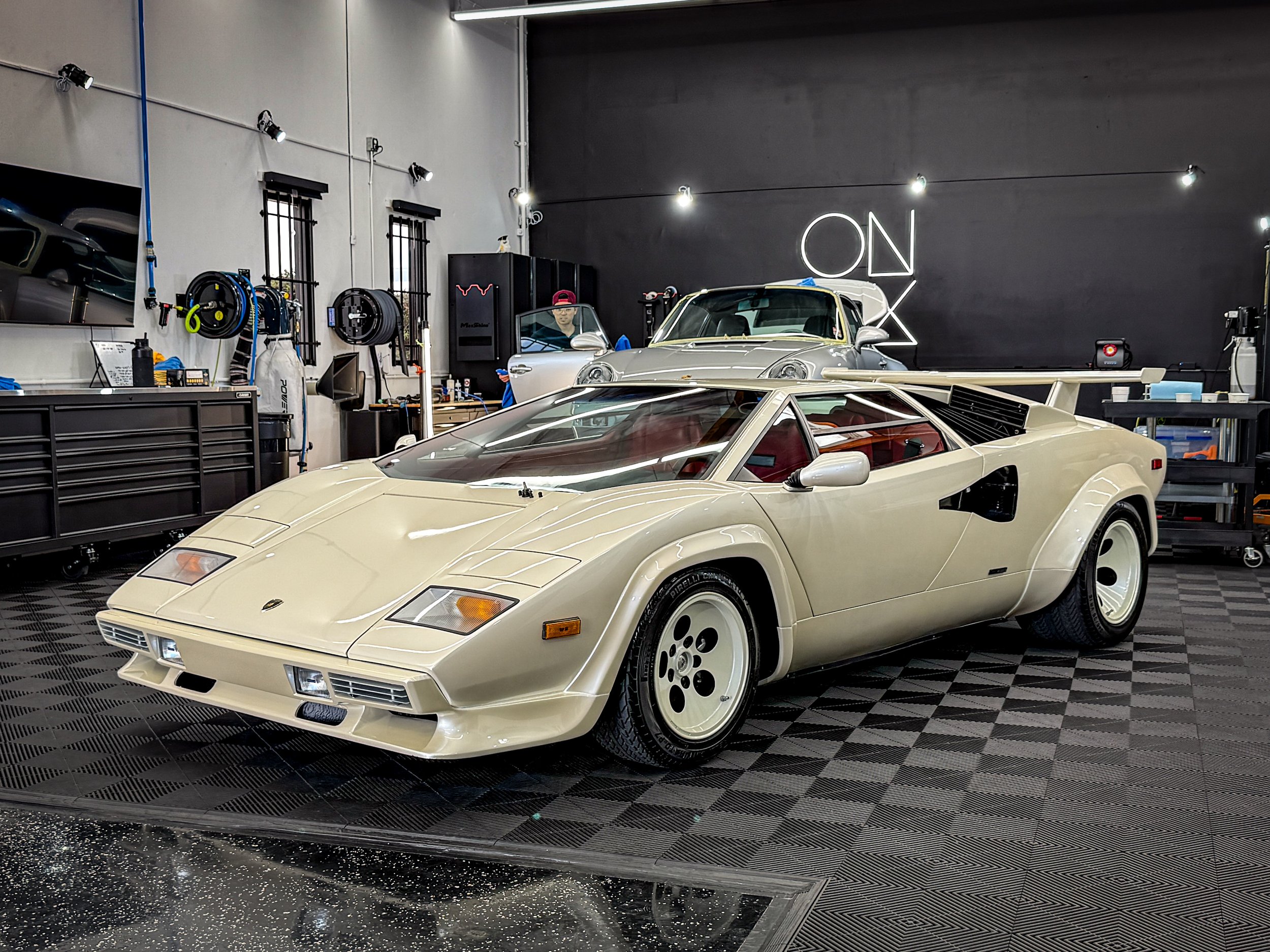 Lamborghini Countach