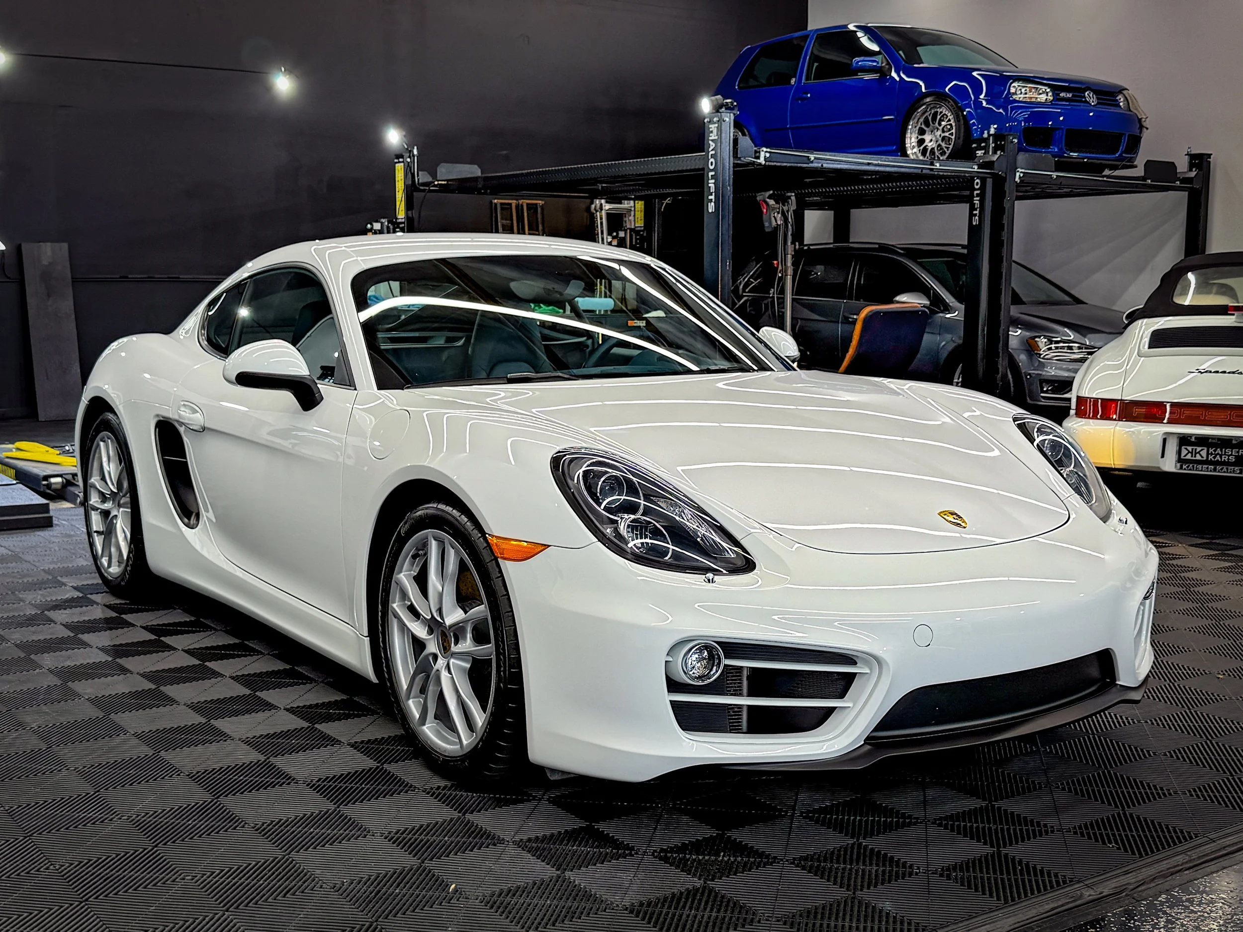 Porsche 981 Cayman