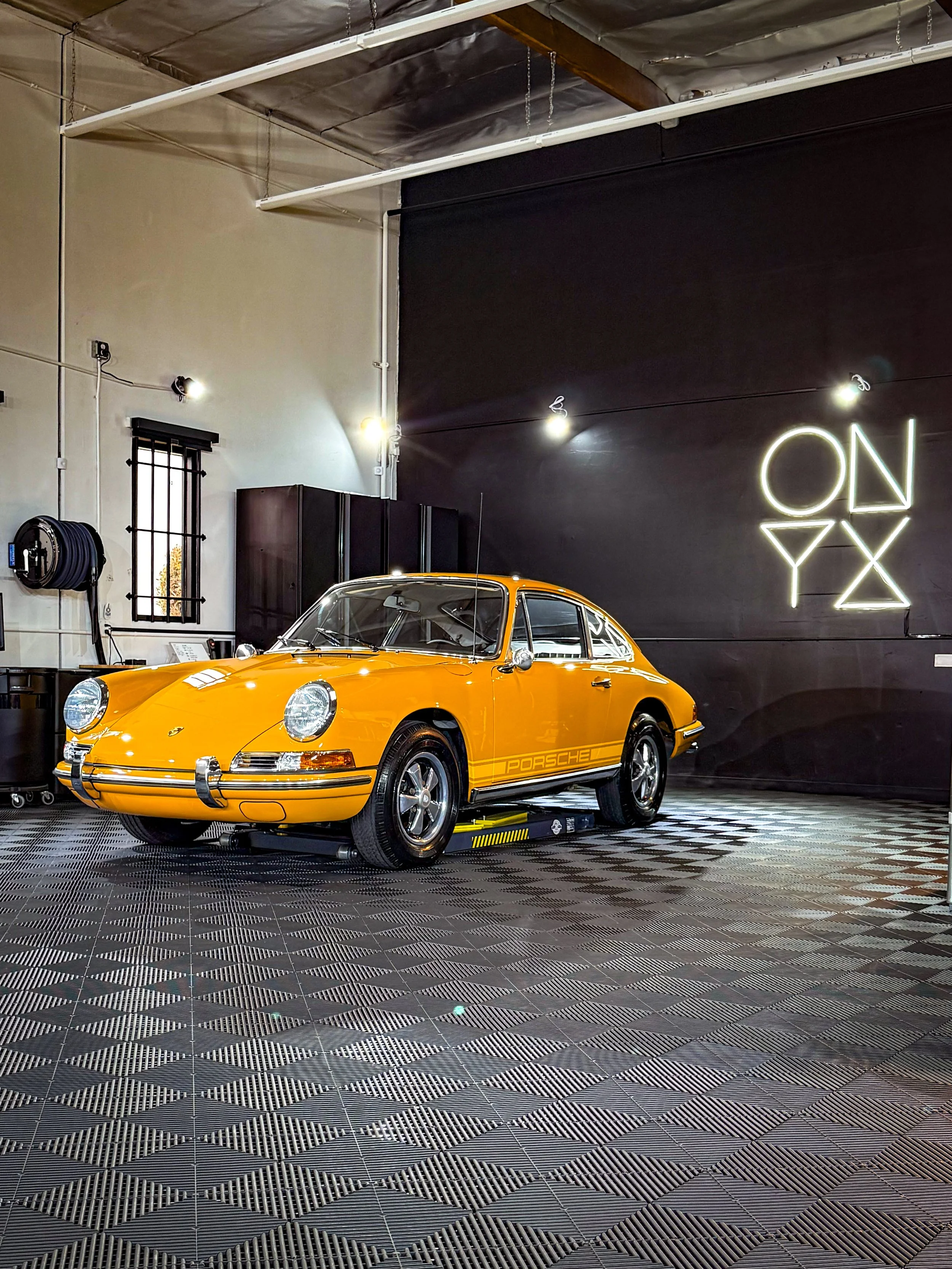 Porsche 911L