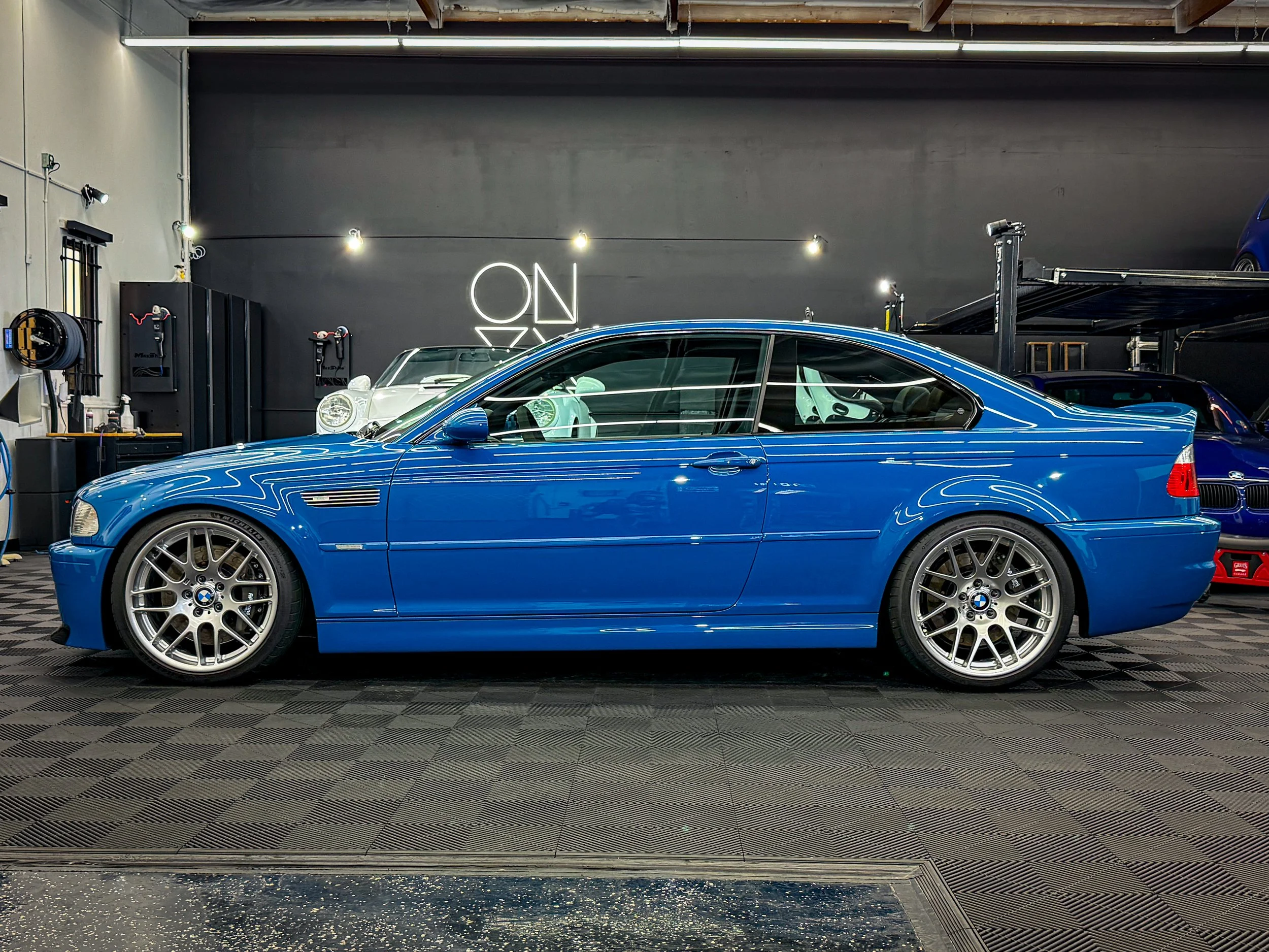 BMW E46 M3 CSL