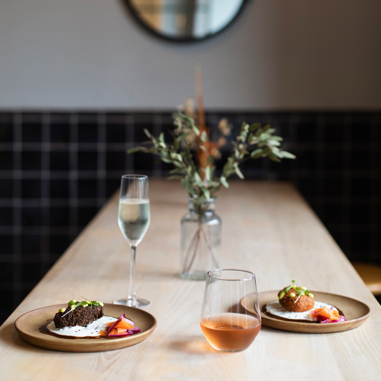 Valentines Evening &bull; Wine &amp; Small Plates &bull; Book Now

It&rsquo;s on the horizon and fast approaching - an evening of appreciating the ones you love! We&rsquo;ll light the candles and pour the wine whilst you spend an evening with your da