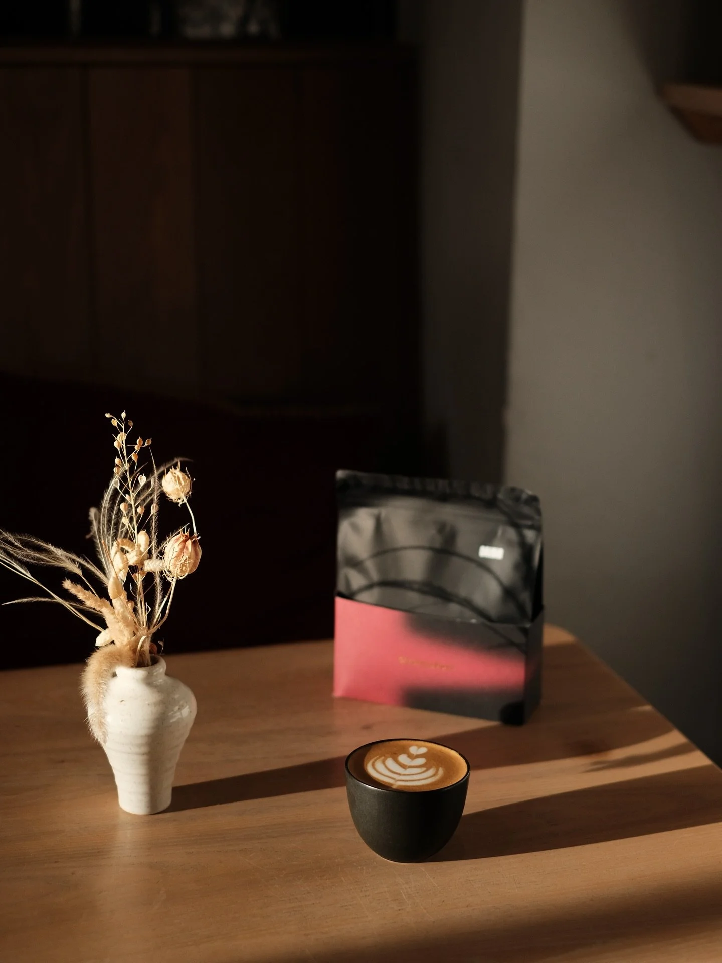 Festivities Incoming &bull; Christmas Brews &bull; Sprouting Specials

Put down the choccy and pick up a Christmas coffee, with our two new seasonal brews. 
Christmas Blend brings together Brazilian &amp; Ethiopian beans, tasting like stewed plums, m