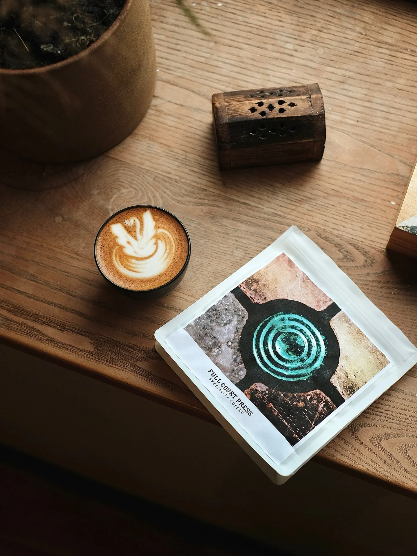 Indian Spring &bull; @fcpcoffee Feature &bull; Now Brewing

The seasons have aligned and we&rsquo;re brewing beans from the motherland. A delightful natural process, Indian coffee from Hulikere Estate - a beacon for sustainable production, creating w