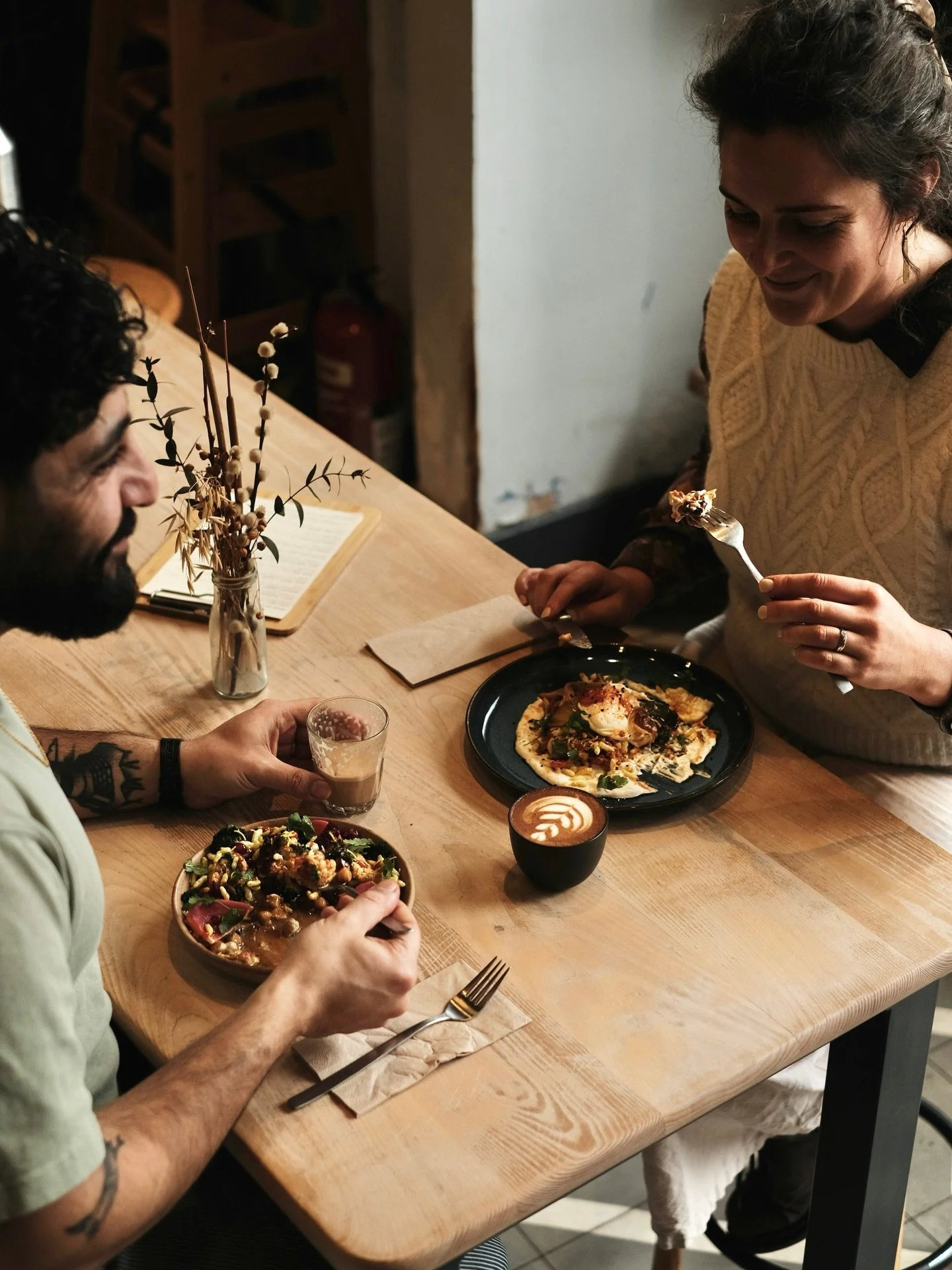 Welcome All &bull; Re-introducing Us &bull; Menu Refresh

We&rsquo;ve had a bunch of new followers recently and we&rsquo;d like to welcome you! 

Situ meaning &lsquo;in place&rsquo; - a reminder to be present, whilst enjoying our environment. Most co