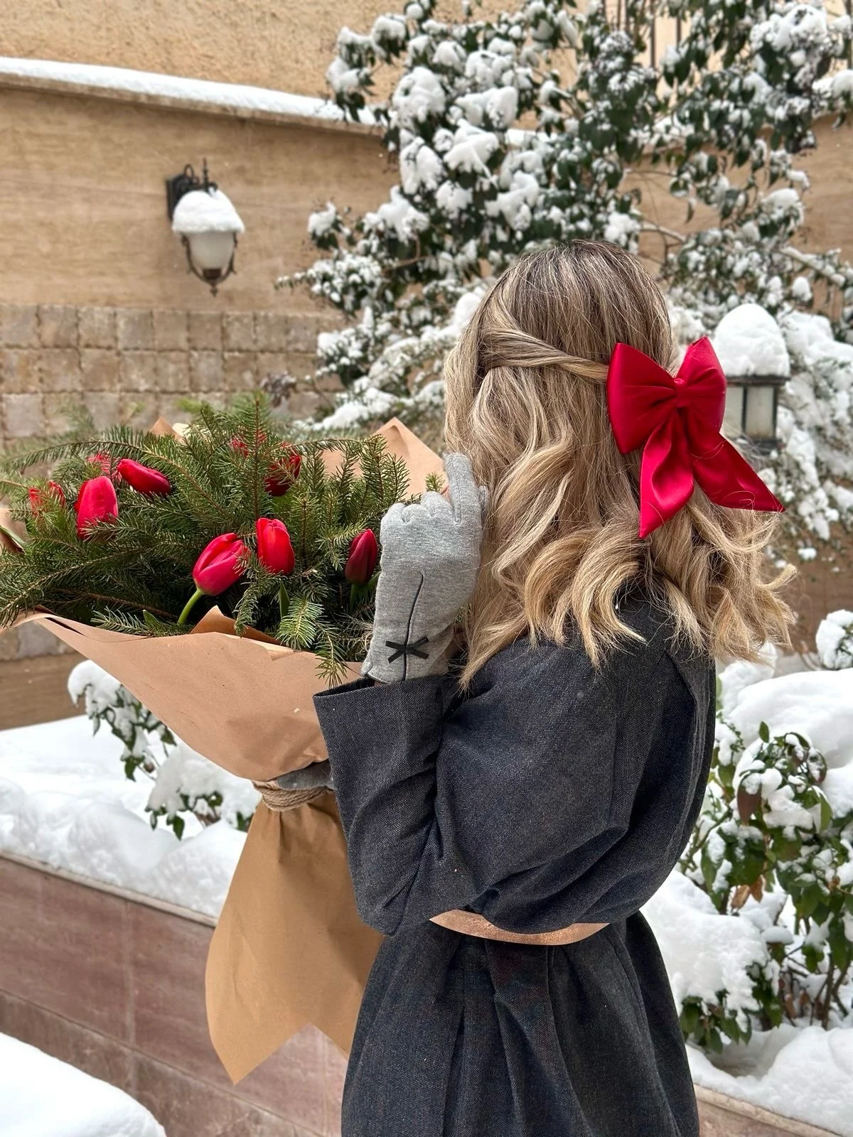 We are getting ready for Christmas at the salon&hellip; ✨

With Christmas parties, celebrations and the festive season just around the corner, our December diary is already beginning to fill &mdash; and some of our stylists have very limited availabi