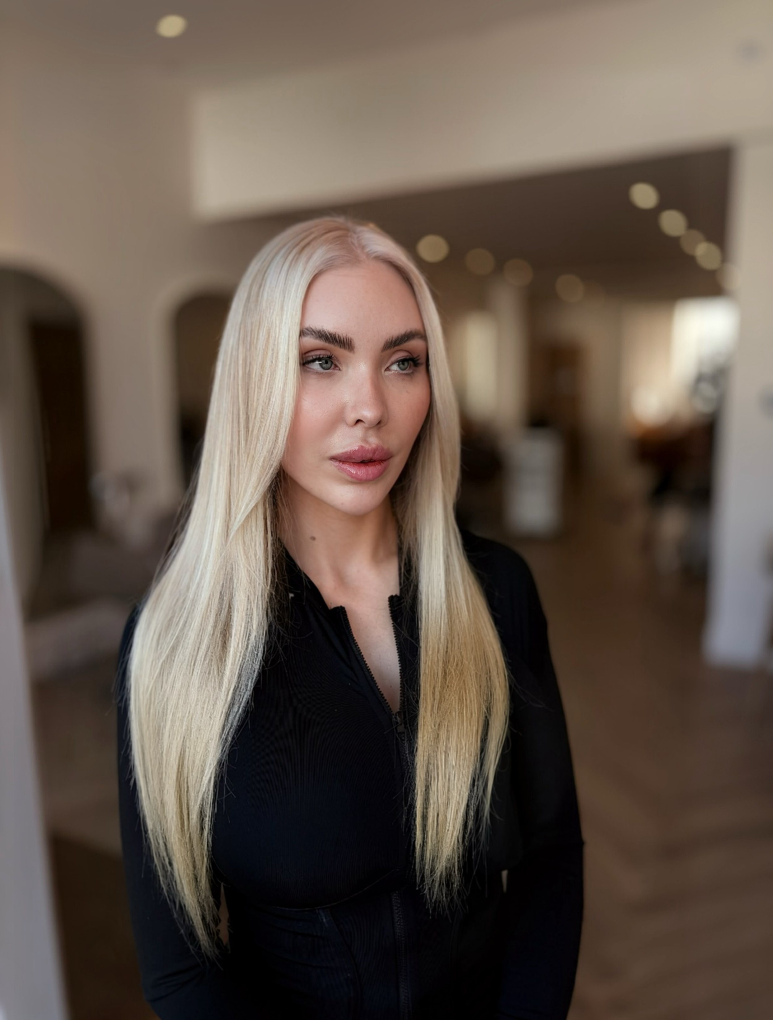 CREAMY COCONUT BLONDE X SCANDI HAIRLINE 🥥

A little Scandi brightness for the changing season&hellip;

Creating that beautifully clean, fresh Scandi hairline paired with a soft, creamy coconut blonde - bright, luminous and effortlessly expensive-loo