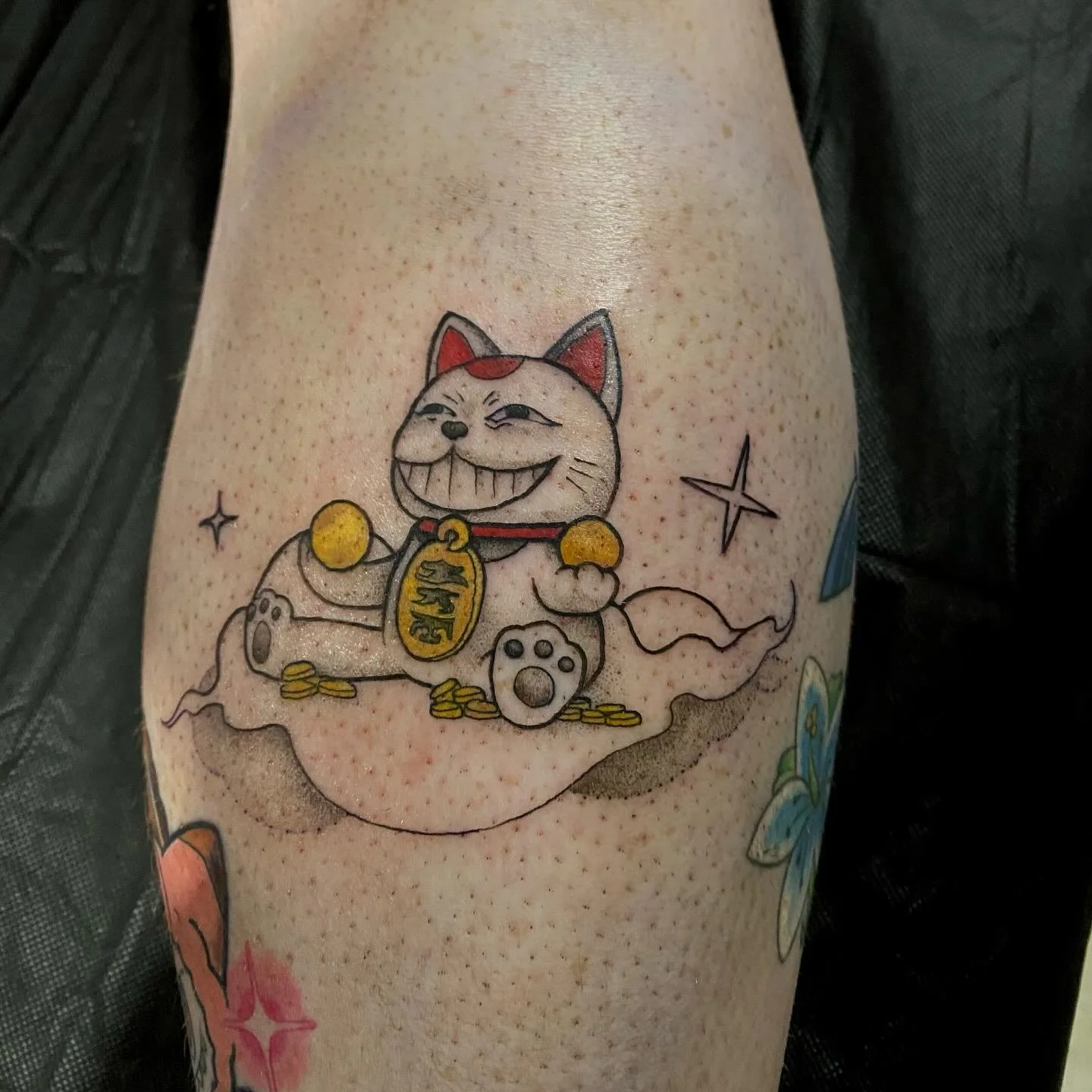 I had such a good time @animeink_con this past weekend. I met so many cool people and saw so many cool things! Feeling very motivated and inspired to keep growing and learning. Thank you to everyone who stopped by and said hi or got a tattoo! 

Email