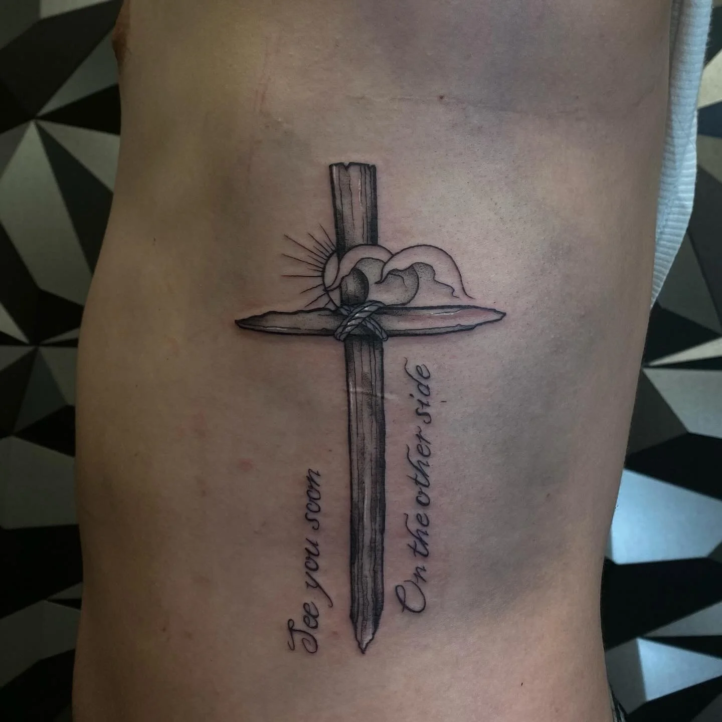 See you soon on the other side 🕊️

@turquoisepanther.tattoo
📧 Email: artistofflesh.tattoos@gmail.com
📨 Booking Form: vagaro.com/turquoisepanthertattoo/book-now

Needles: @kwadron
Ink: @dynamiccolor 
Machine: @ambitiontattoo_amz
@kingpintattoosuppl