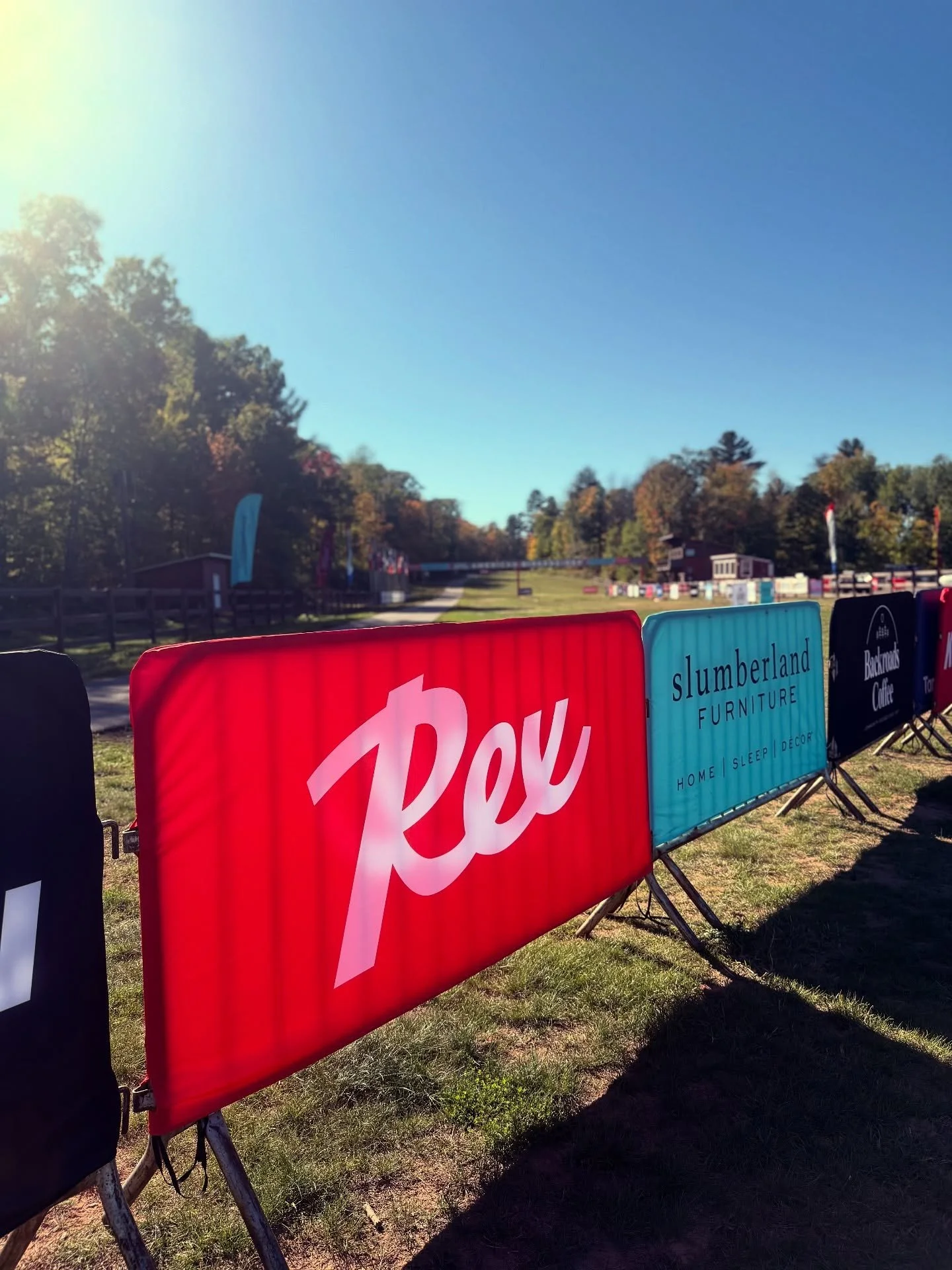 Still buzzing from an incredible @americanbirkebeiner Trail Run a few weekends back! Now it’s all about waiting for snow and counting down to the Turkey Birkie! 🦃❄️🙌 #rexskiwax #Birke #Trailrun