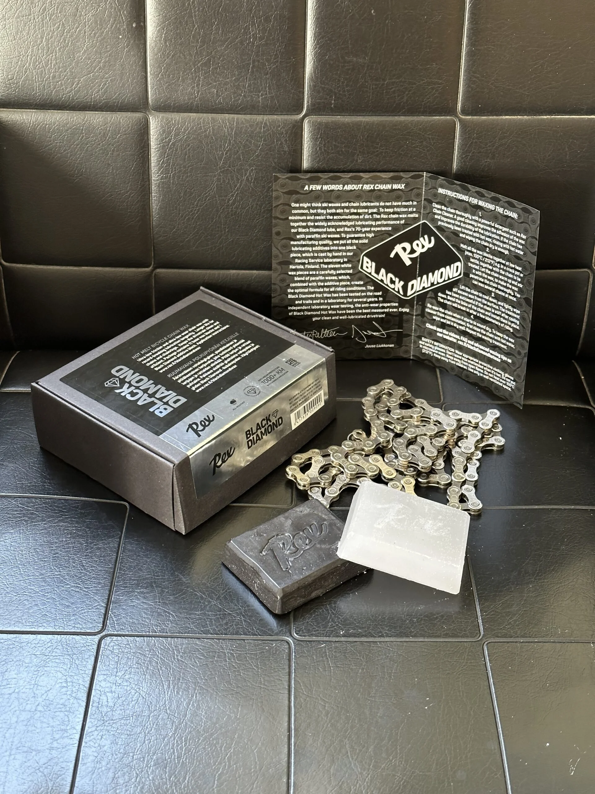 BD_hotwax_box_chain (1).jpeg