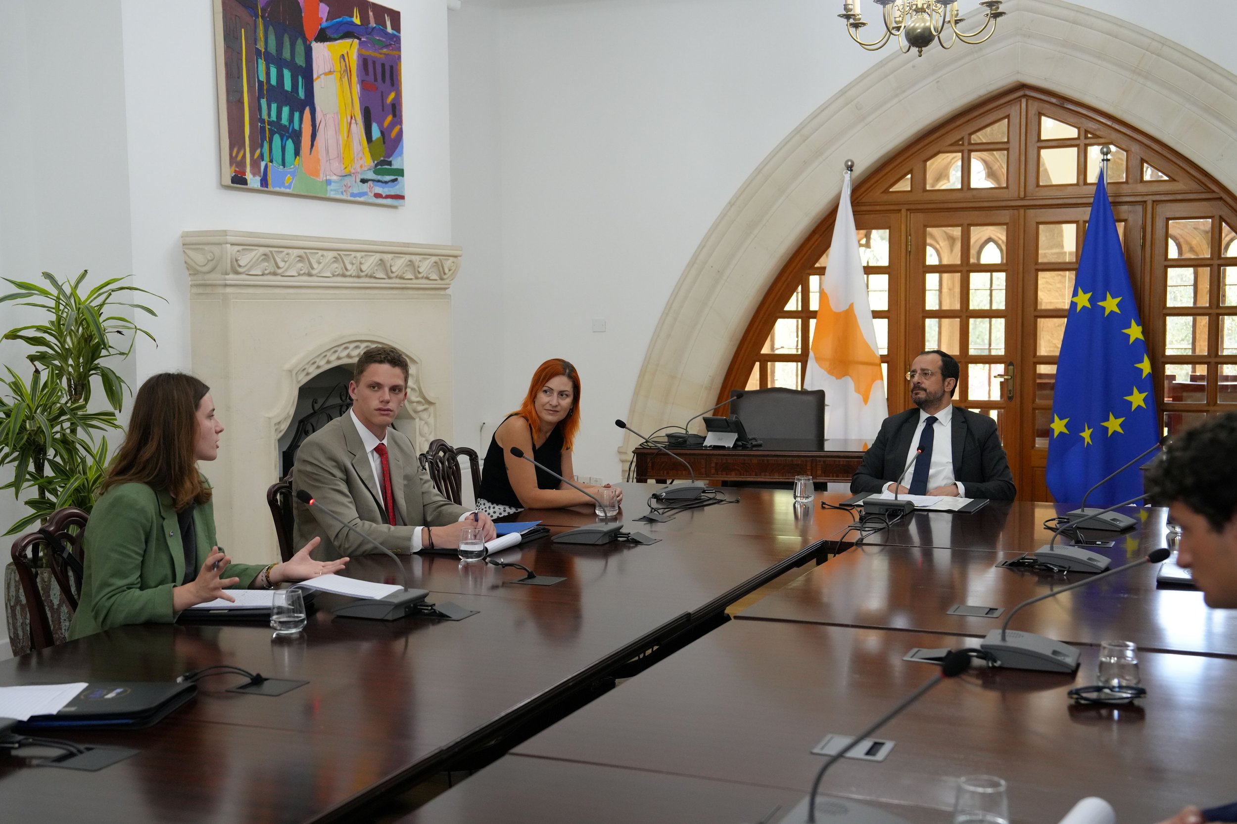  Students asking questions to President Christodoulides. 