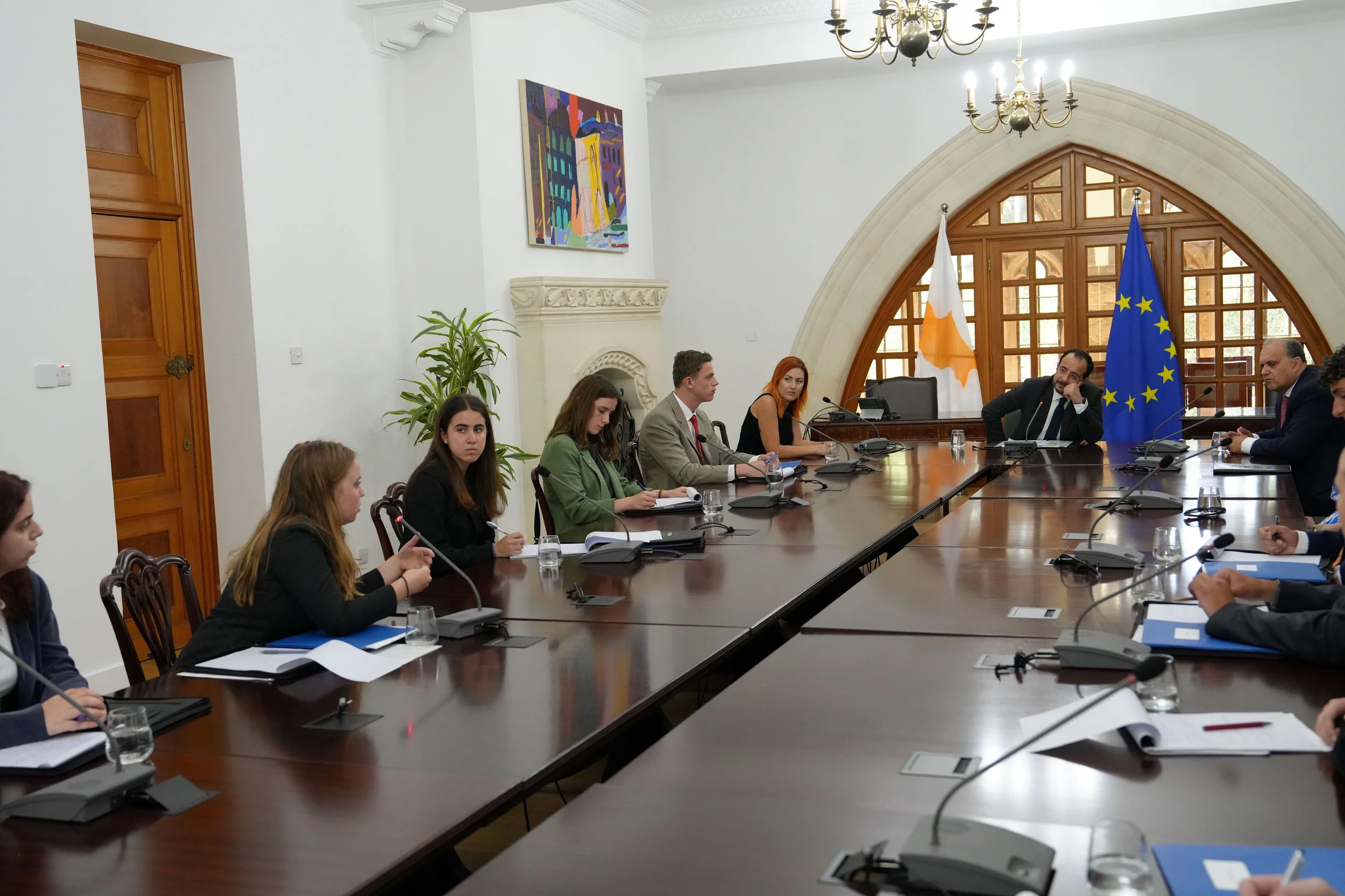  Students asking questions to President Christodoulides. 
