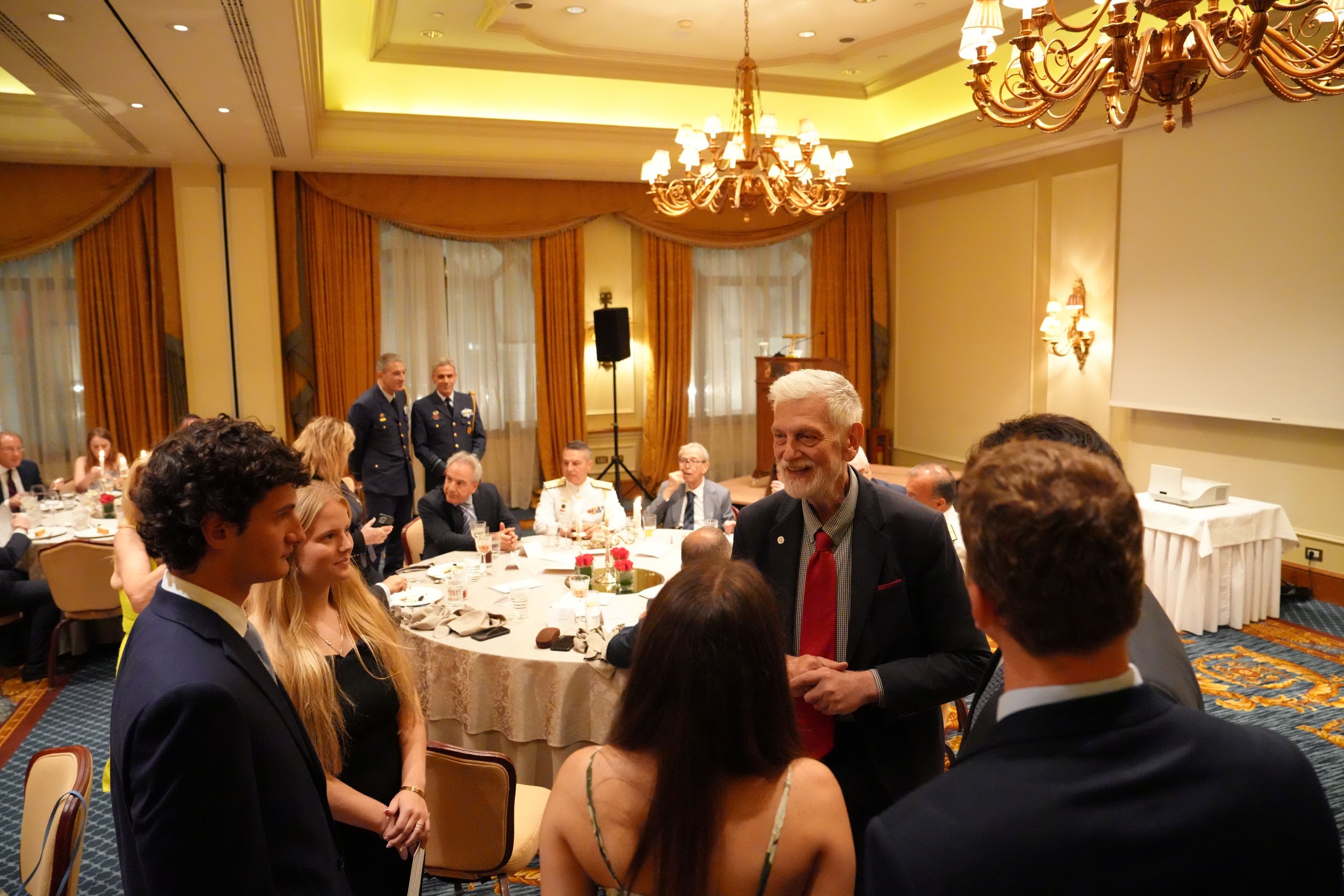  Greece’s Deputy Minister of Foreign Affairs responsible for Hellenes Abroad, Giannis Loverdos speaking with the student’s at the Farewell Dinner. 