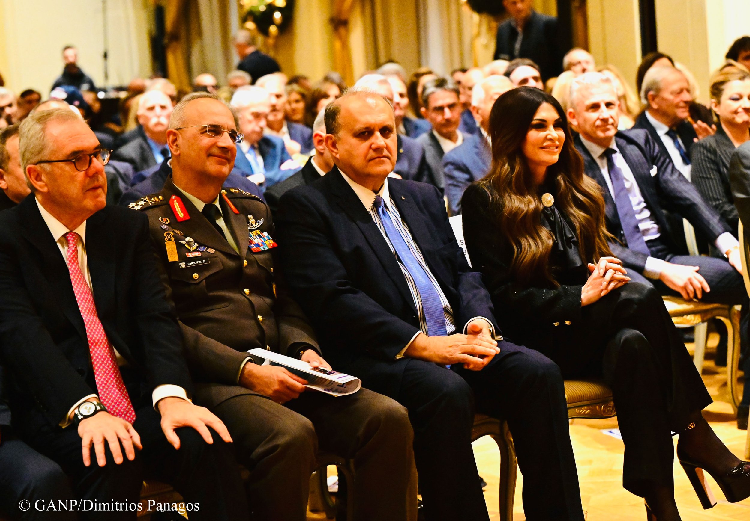   AHI-Athens Chapter President Retired Vice Admiral Vasileios Kyriazis, Chief of the Hellenic National Defence General Staff General Dimitrios Houpis, AHI President Nick Larigakis and U.S. Ambassador to Greece Kimberly Guilfoyle  