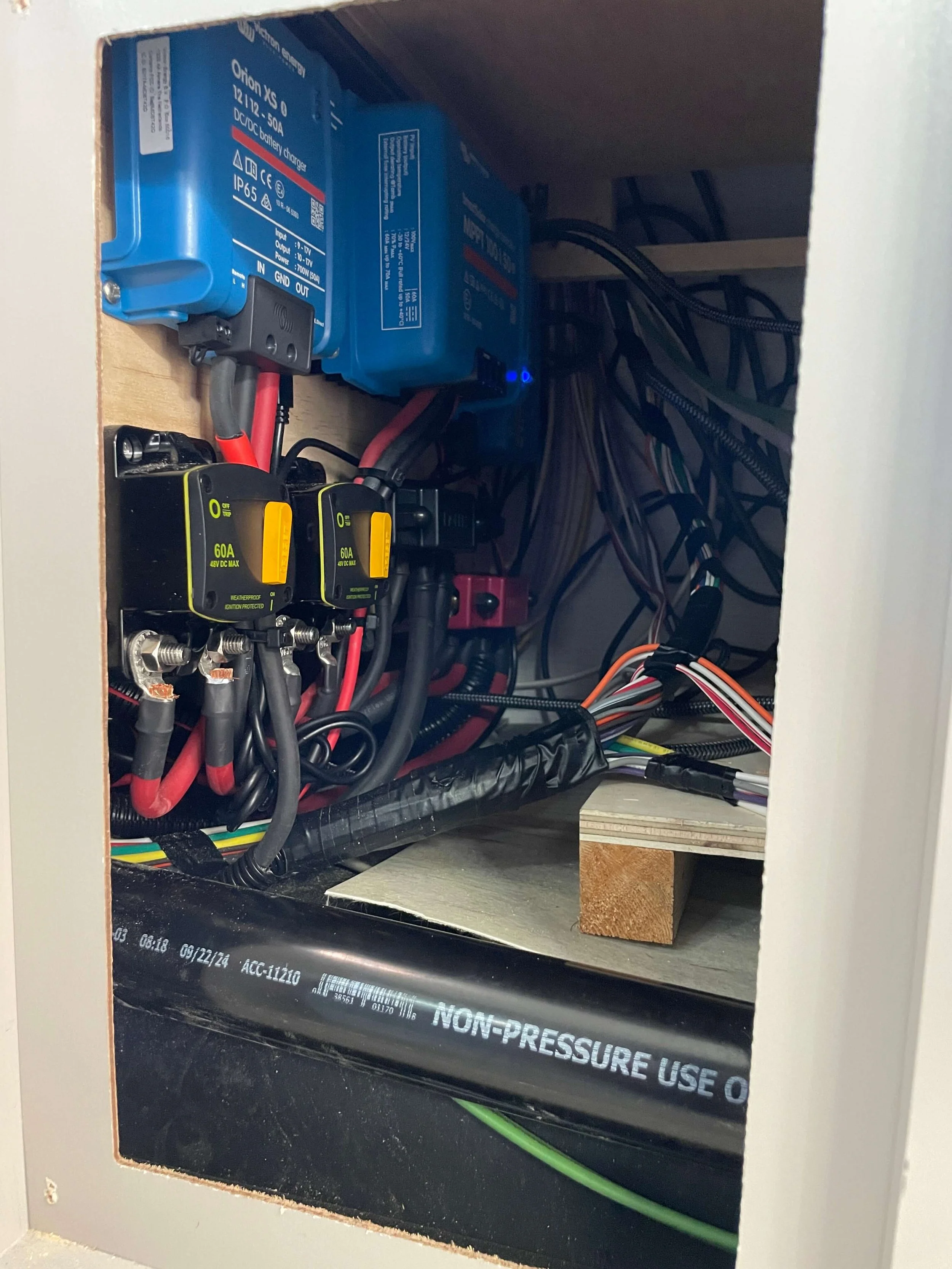 Example of RV Solar Install near San Diego.  Lithium Battery, DC/DC Converter, LiFePO4, Inverter, install on RV near San Diego, CA.