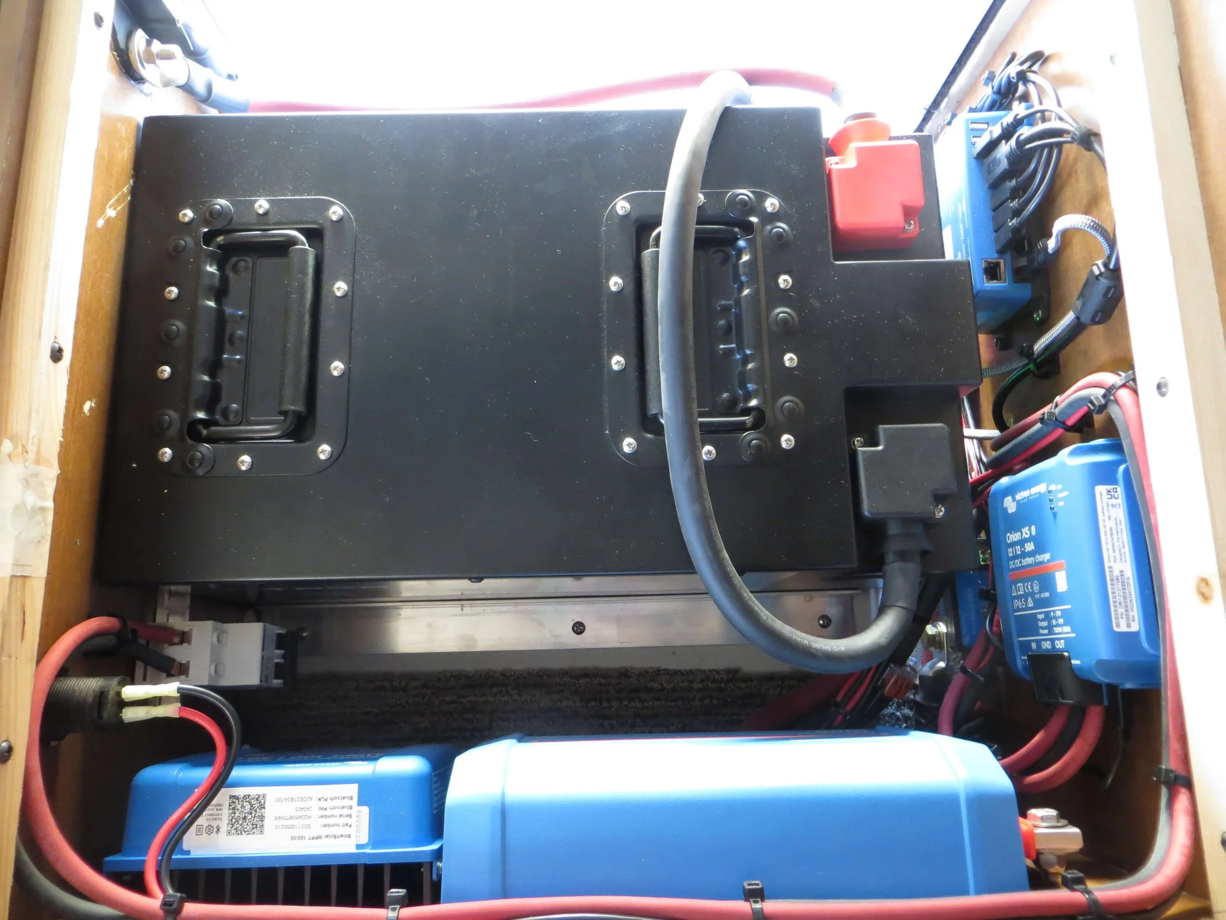 Example of RV Solar Install near San Diego.  Lithium Battery, DC/DC Converter, LiFePO4, Inverter, install on RV near San Diego, CA.