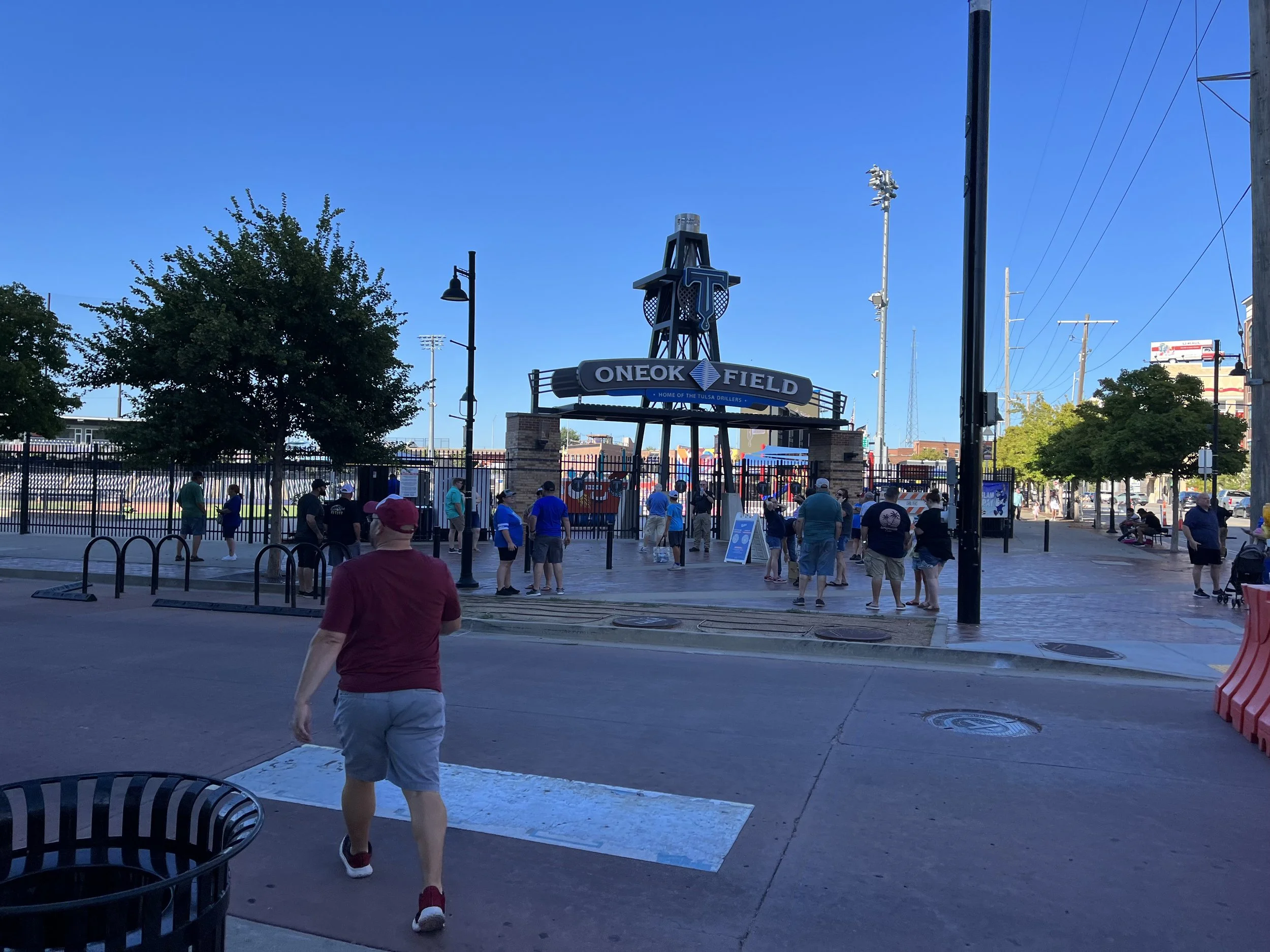 Oil Derrick Entrance 3.JPG