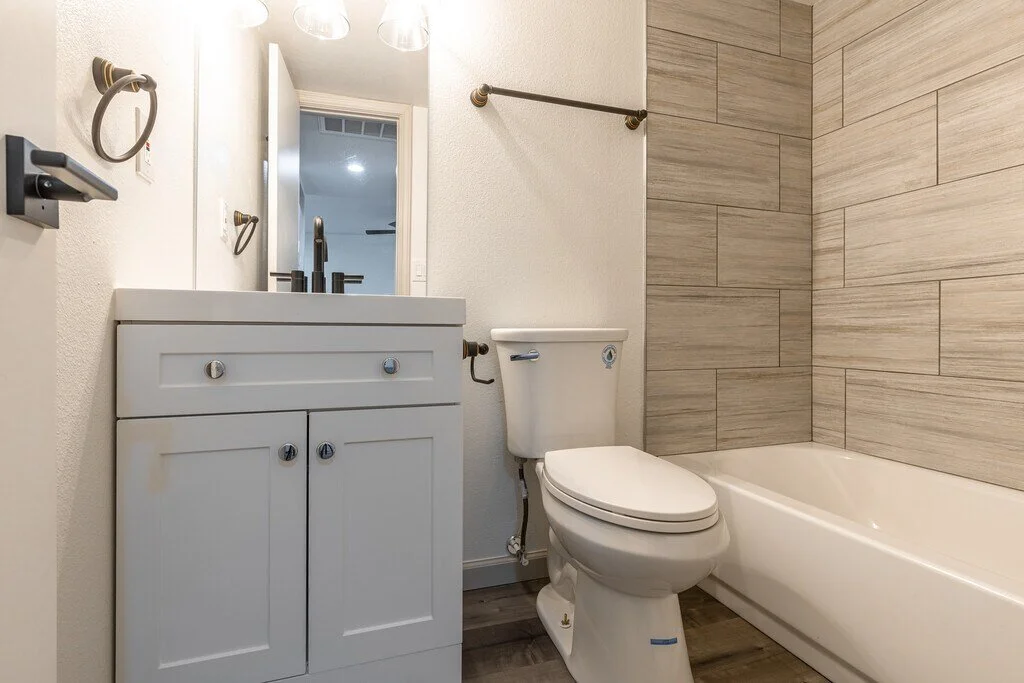 Nuvo Newport Bathroom